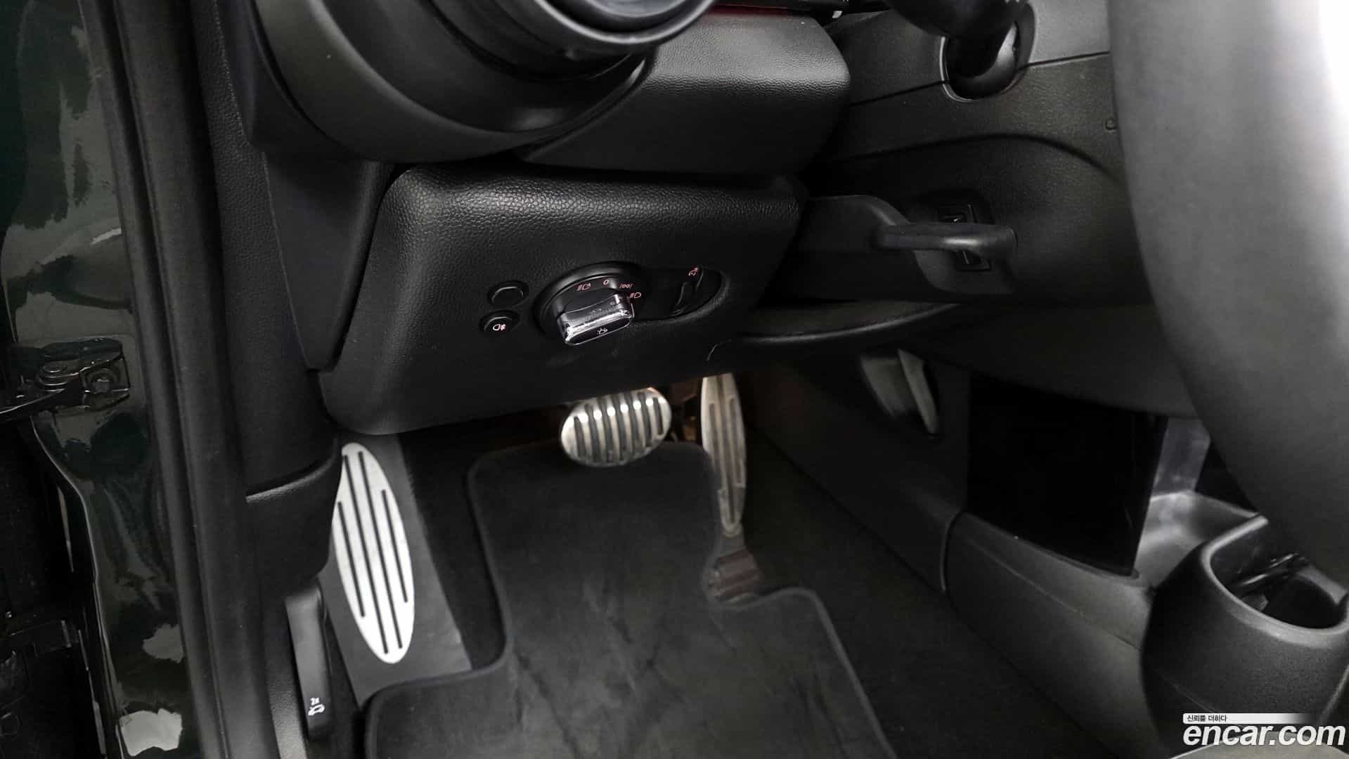 Cooper Convertible Mini 2024.3-OPTION-022