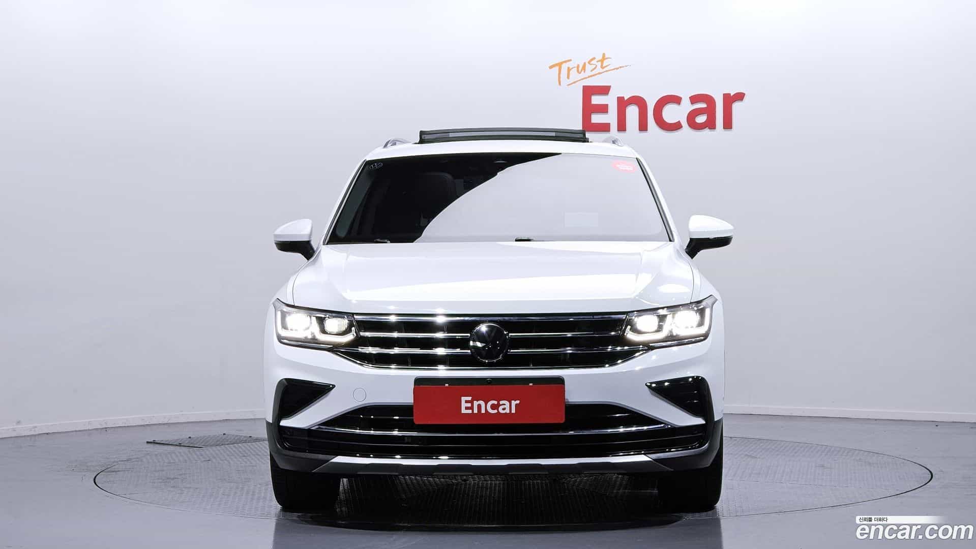 Tiguan Volkswagen 2022.4-OUTER-003