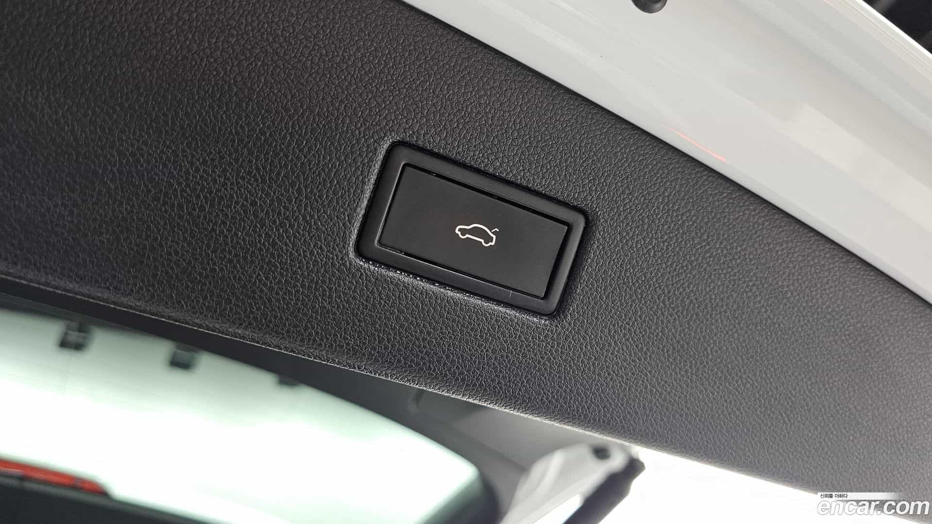 Tiguan Volkswagen 2022.4-OPTION-023