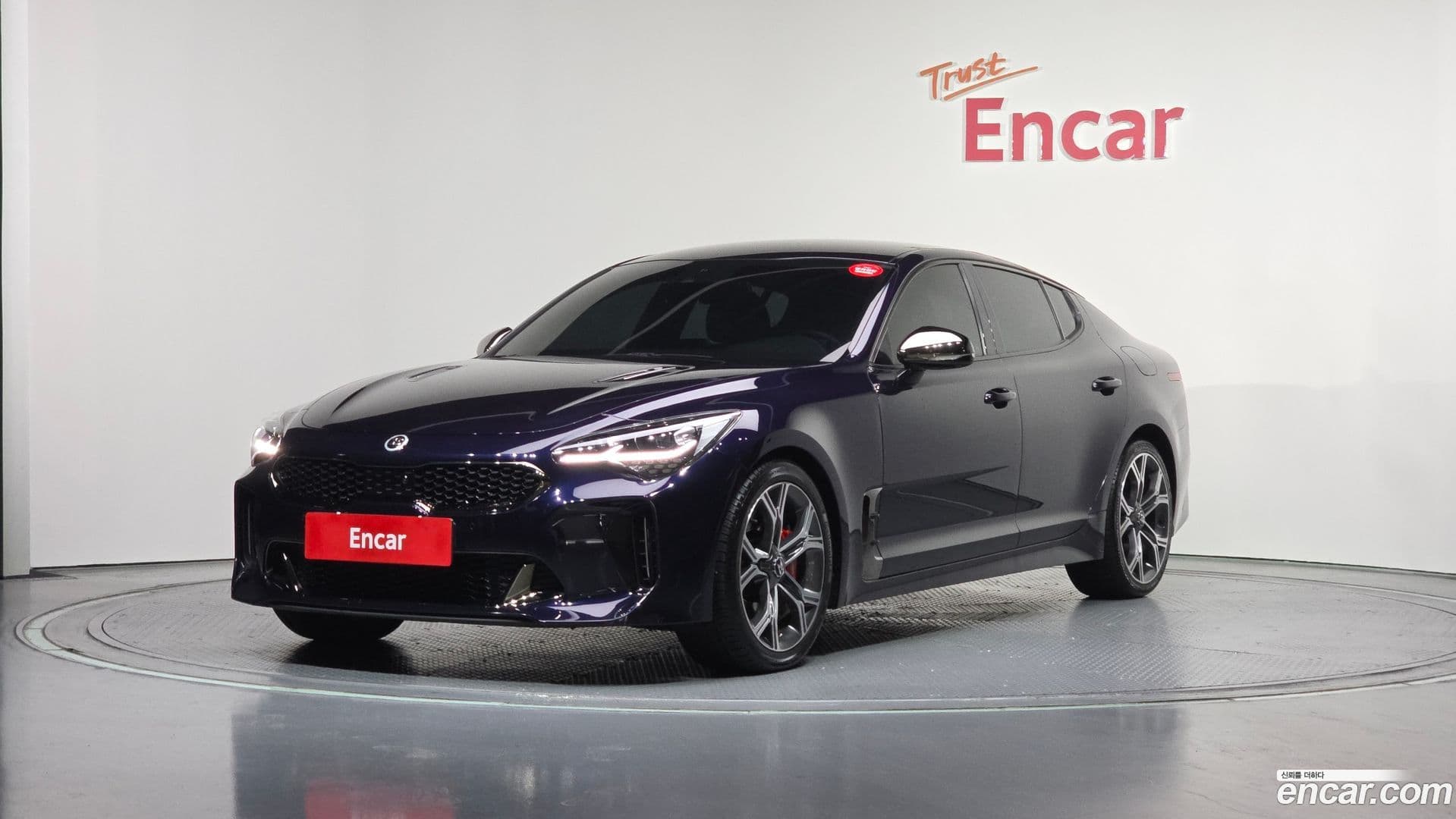 Main__Slider__Photo:Stinger Kia 2017.9-0