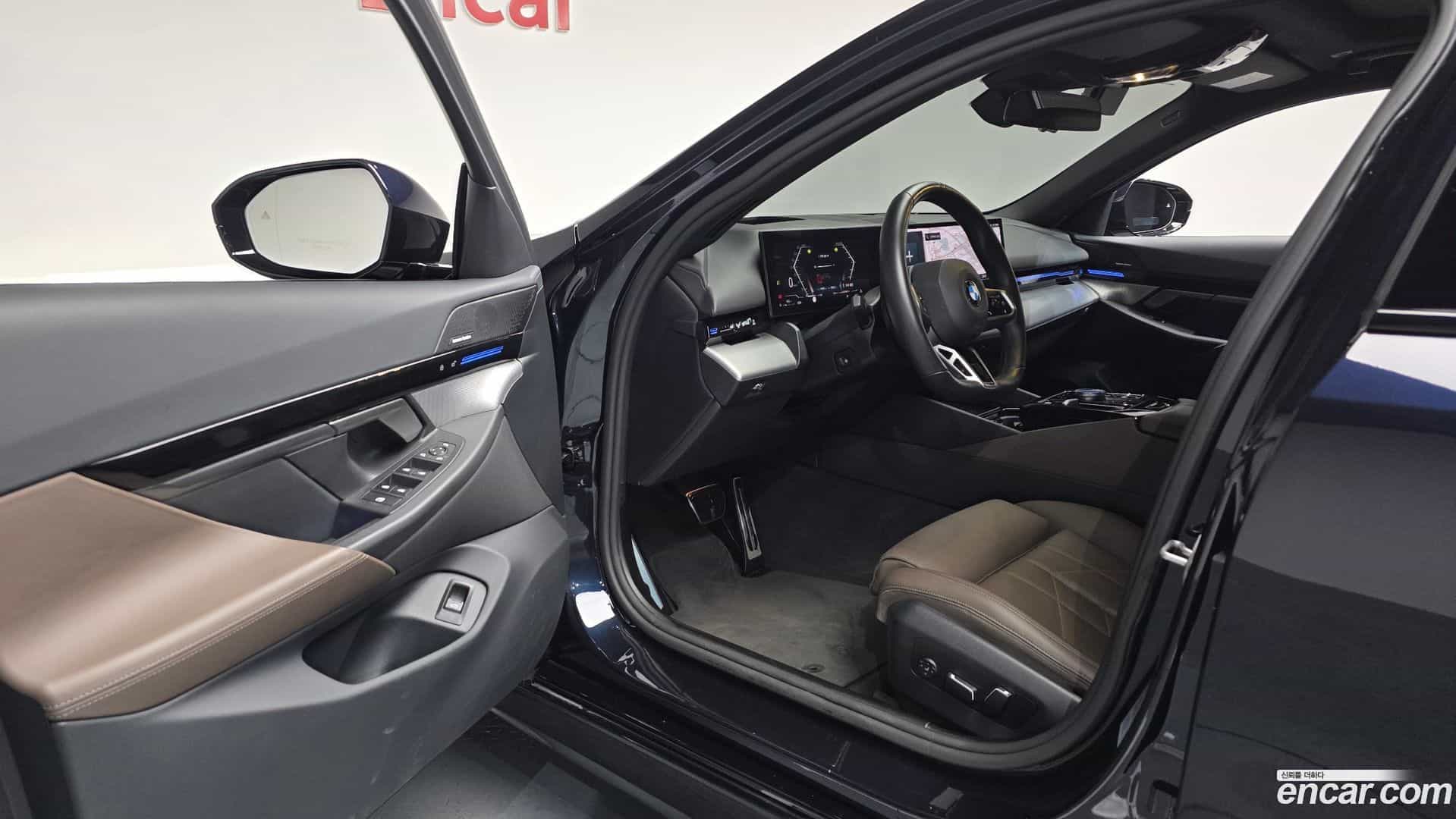 5-Series BMW 2024.1-INNER-010