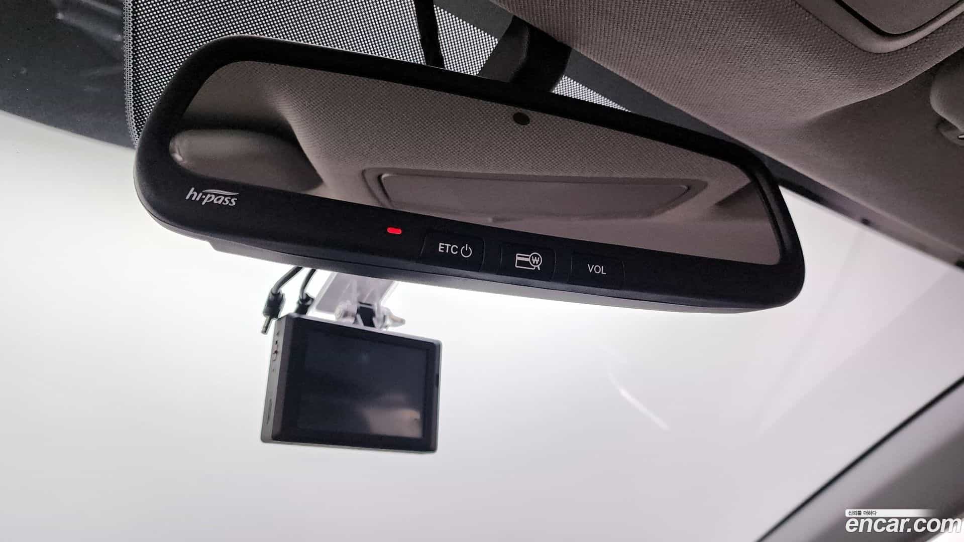 AVANTE Hyundai 2018.8-OPTION-023