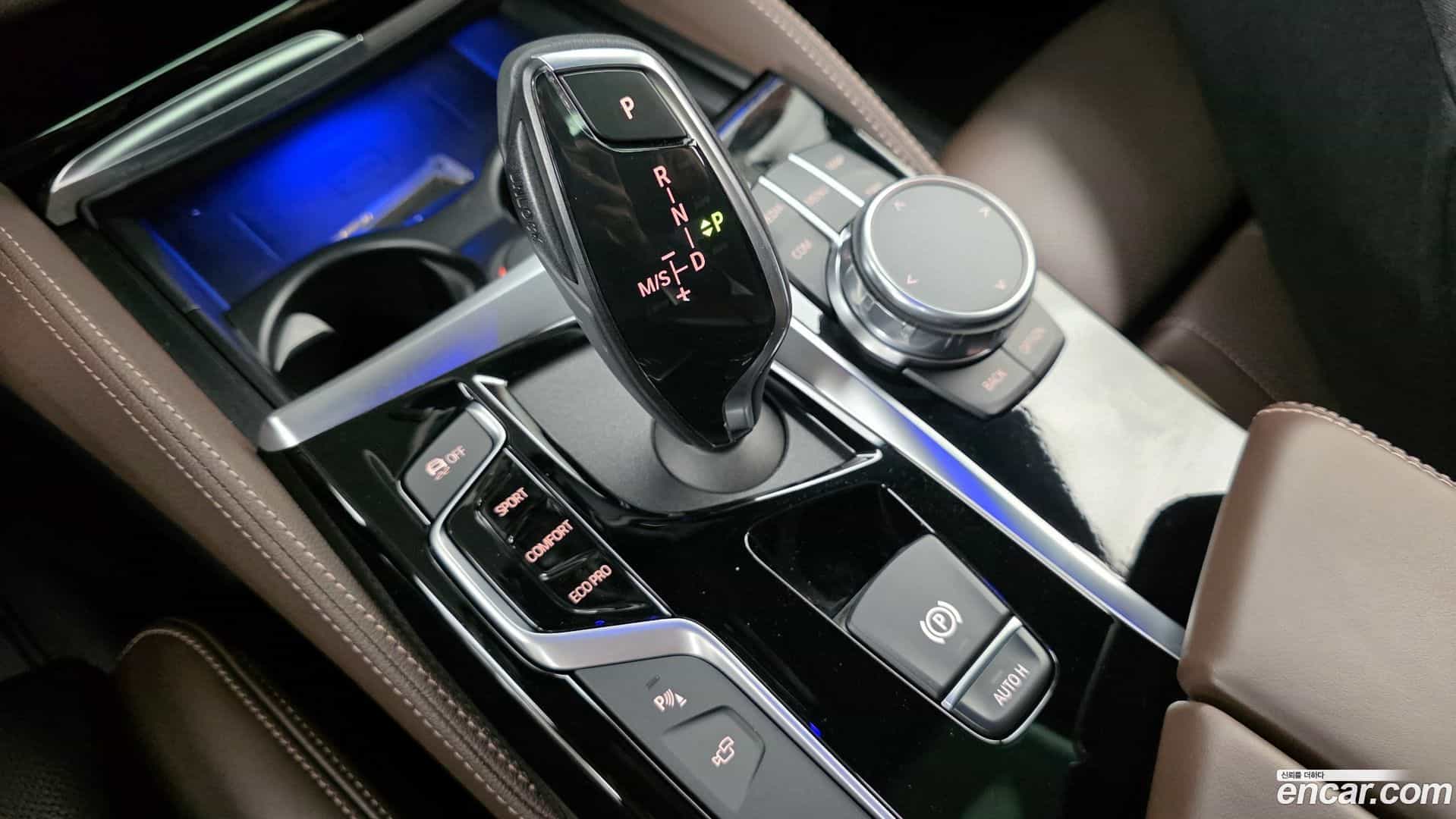5-Series BMW 2019.1-INNER-009