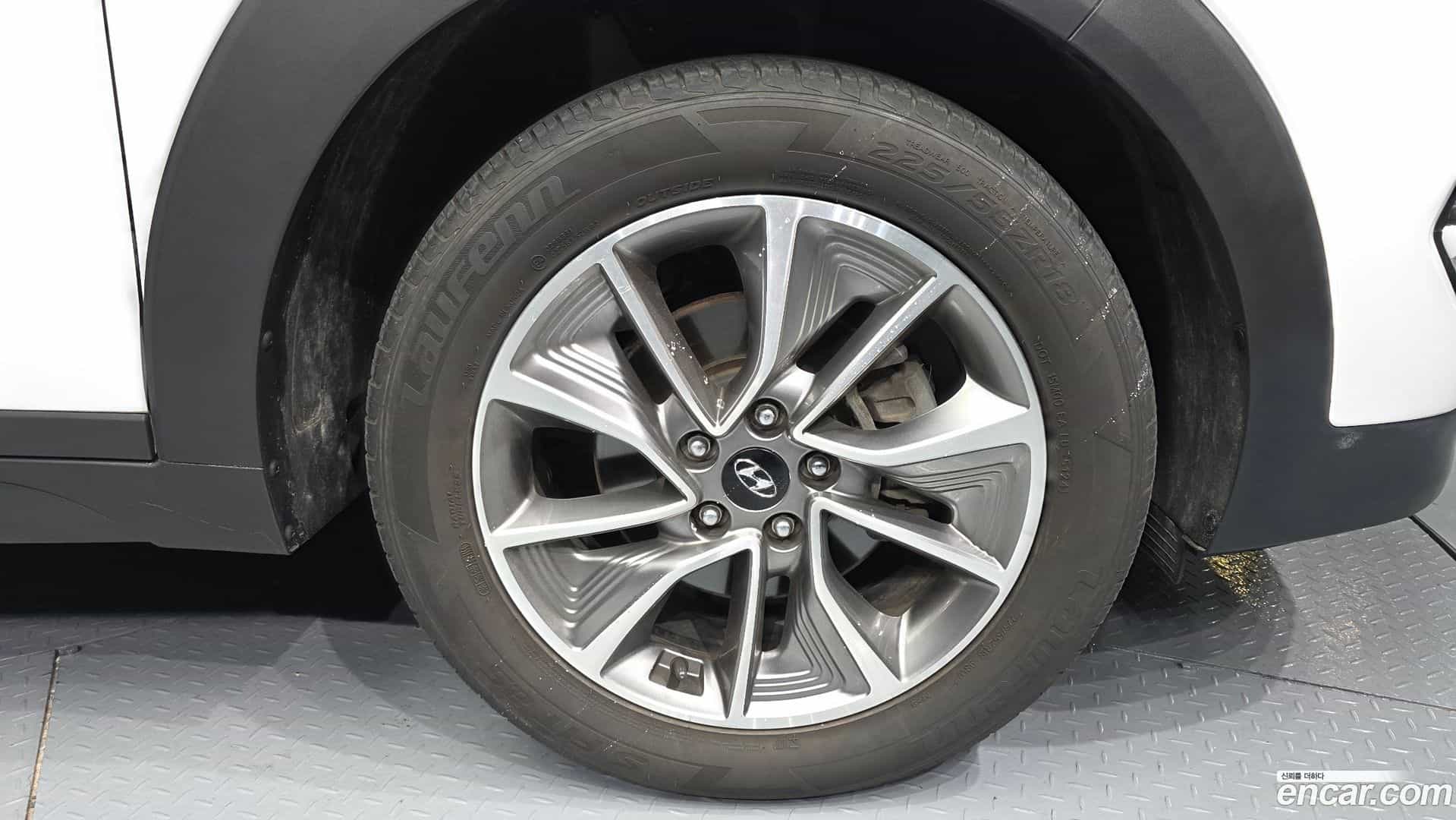 Tucson Hyundai 2018.6-OUTER-005