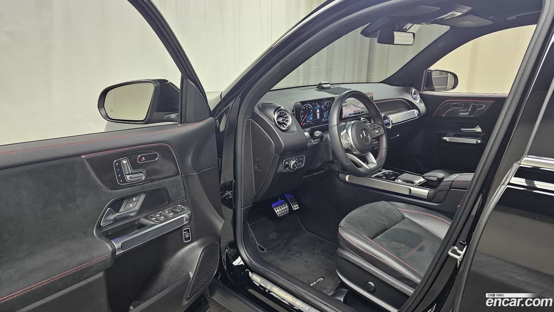 GLB-Class Mercedes-Benz 2020.9-INNER-010
