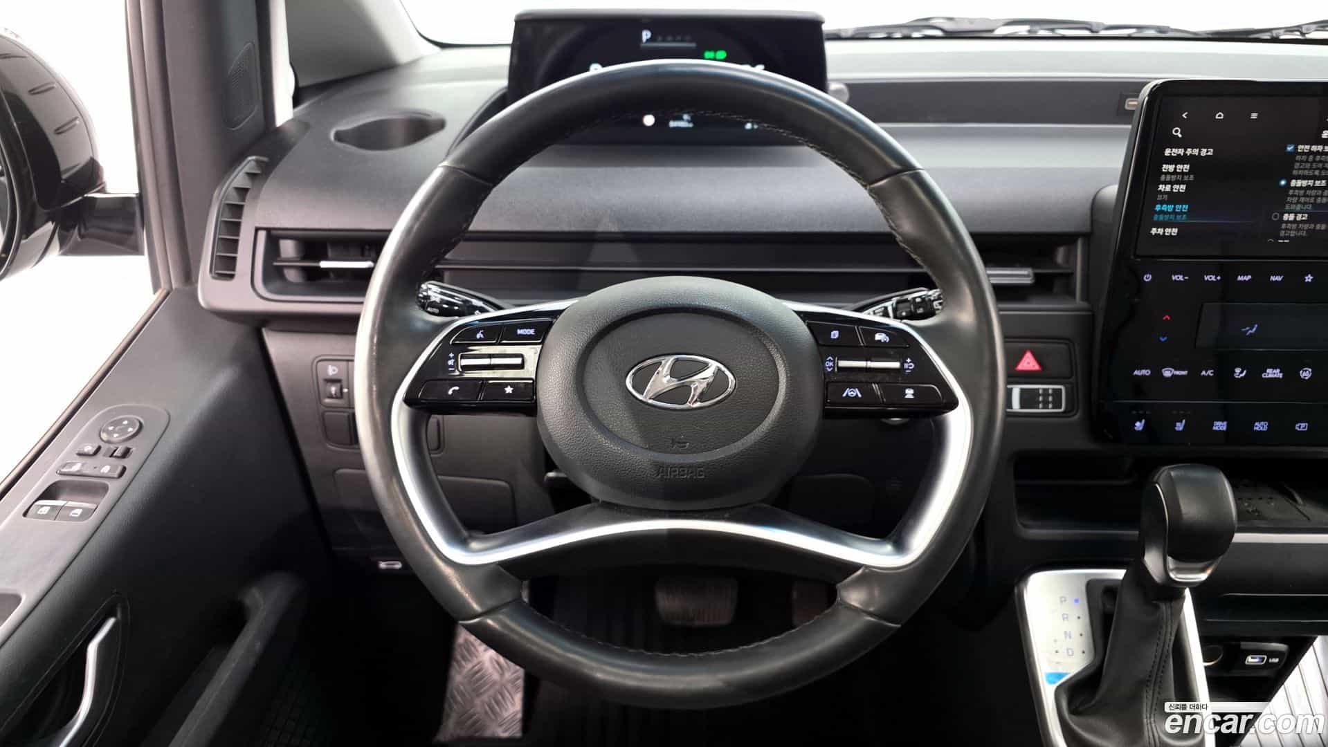 Staria Hyundai 2023.5-OPTION-017