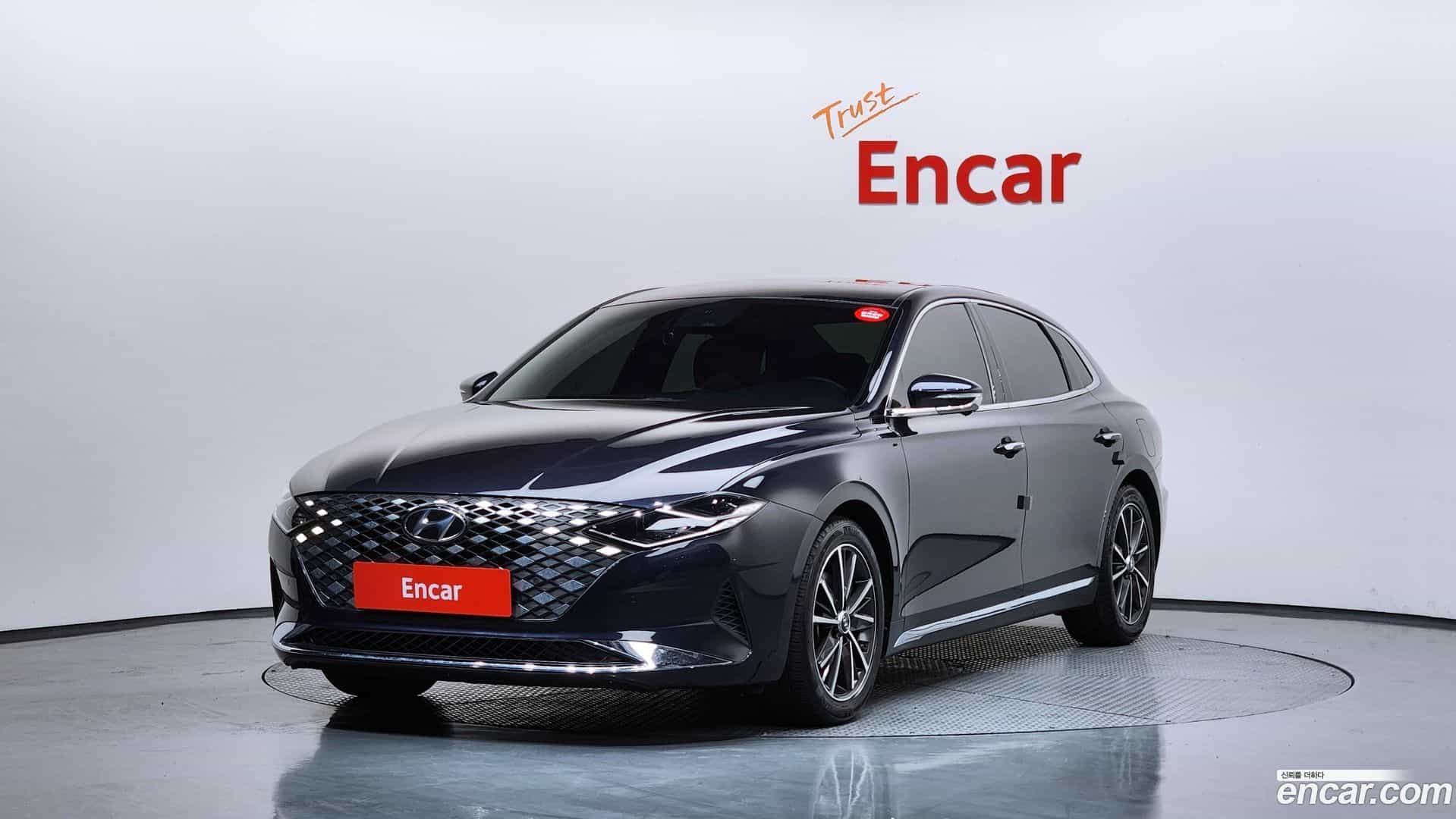 Grandeur Hyundai 2021.2-OUTER-001