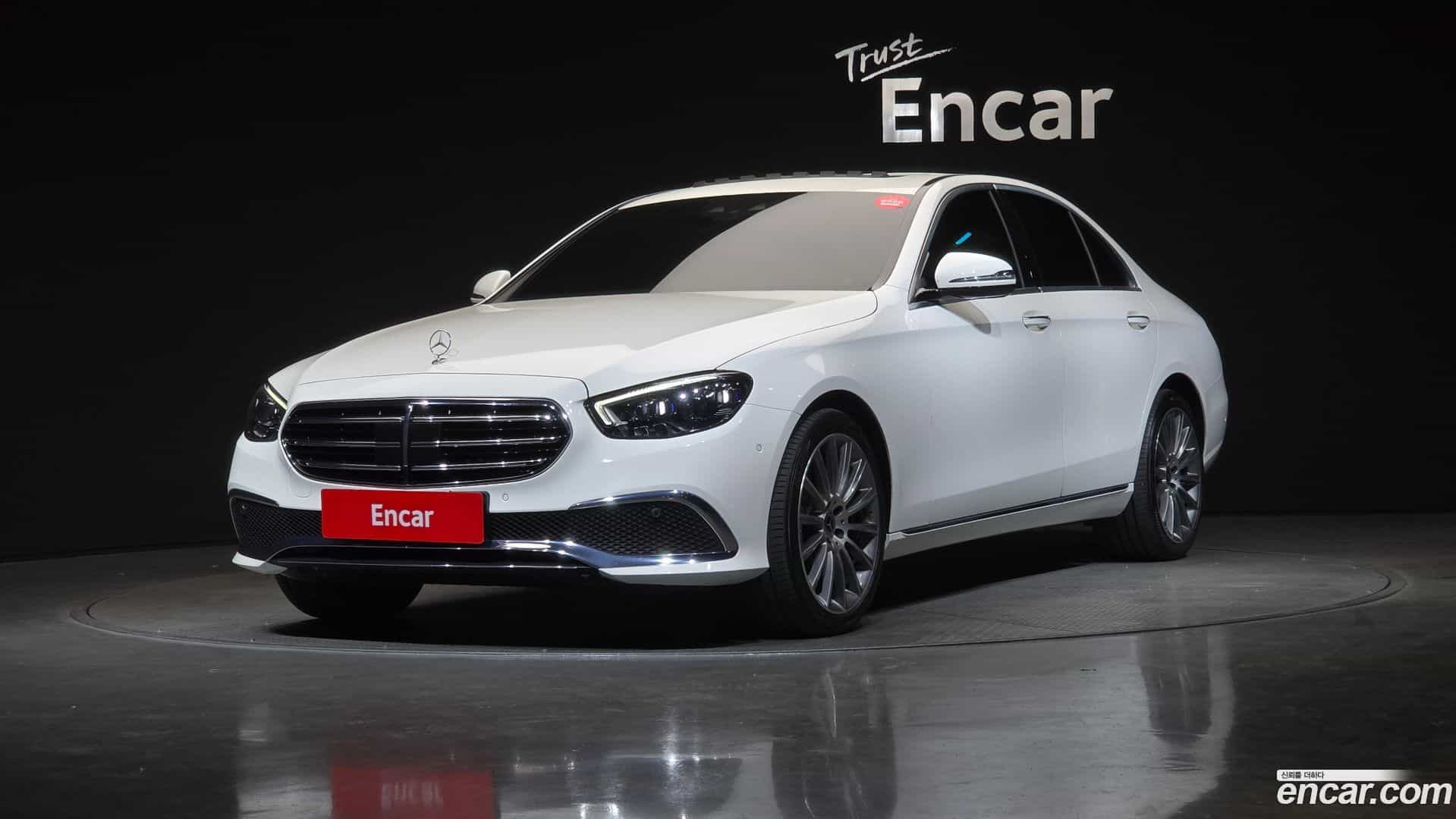 E-Class Mercedes-Benz 2020.10-OUTER-003