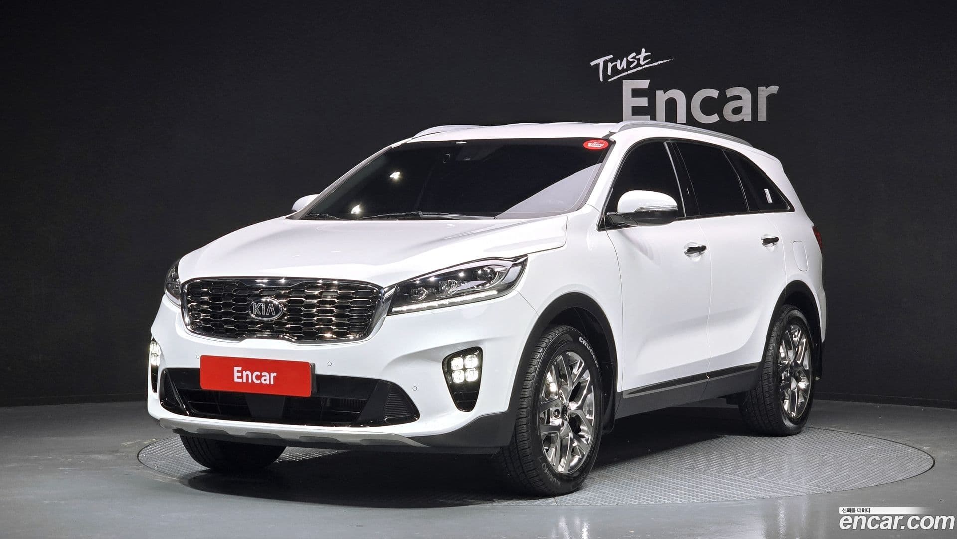 Main__Slider__Photo:Sorento Kia 2020.1-0