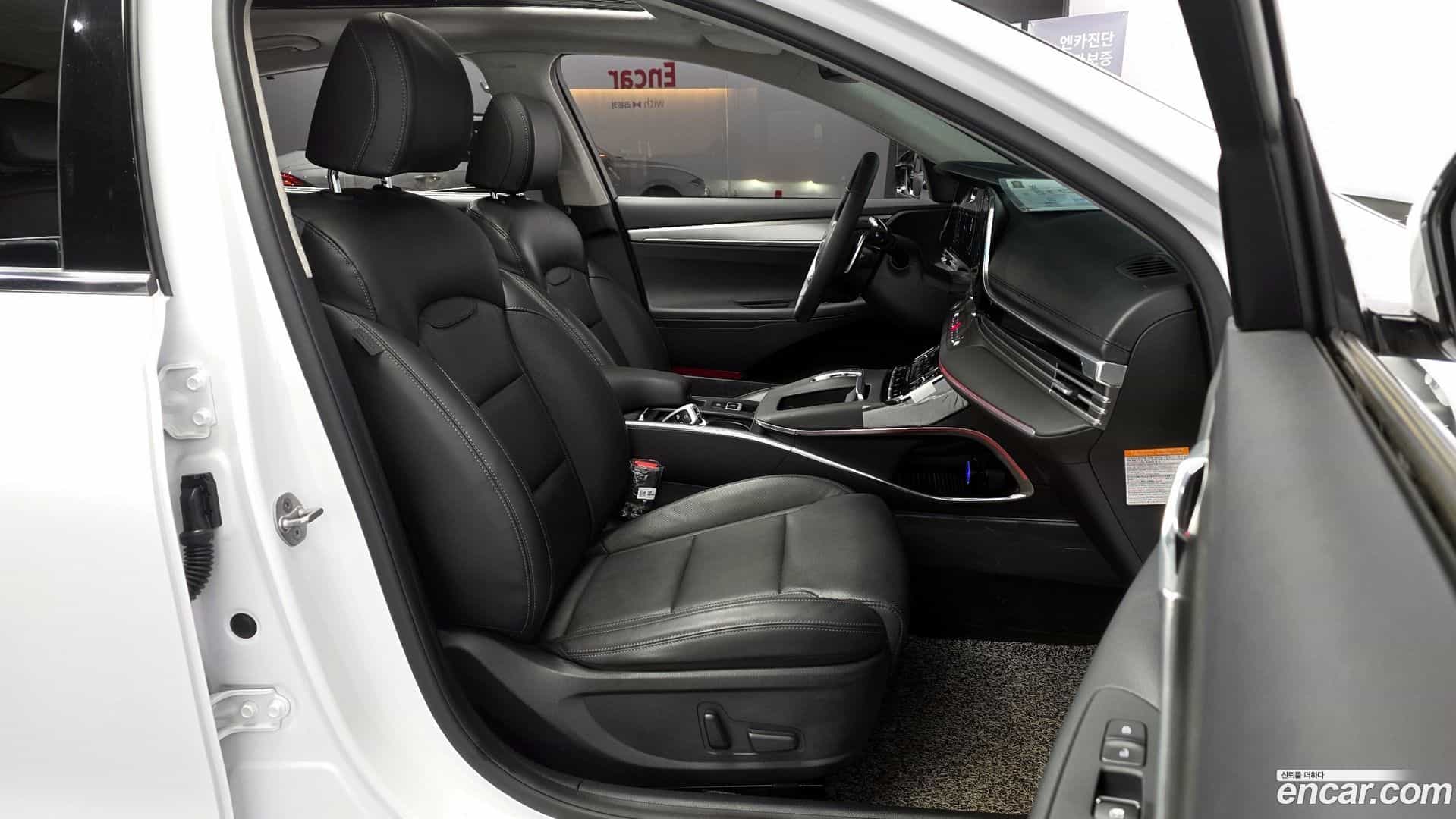 Grandeur Hyundai 2022.9-OPTION-015