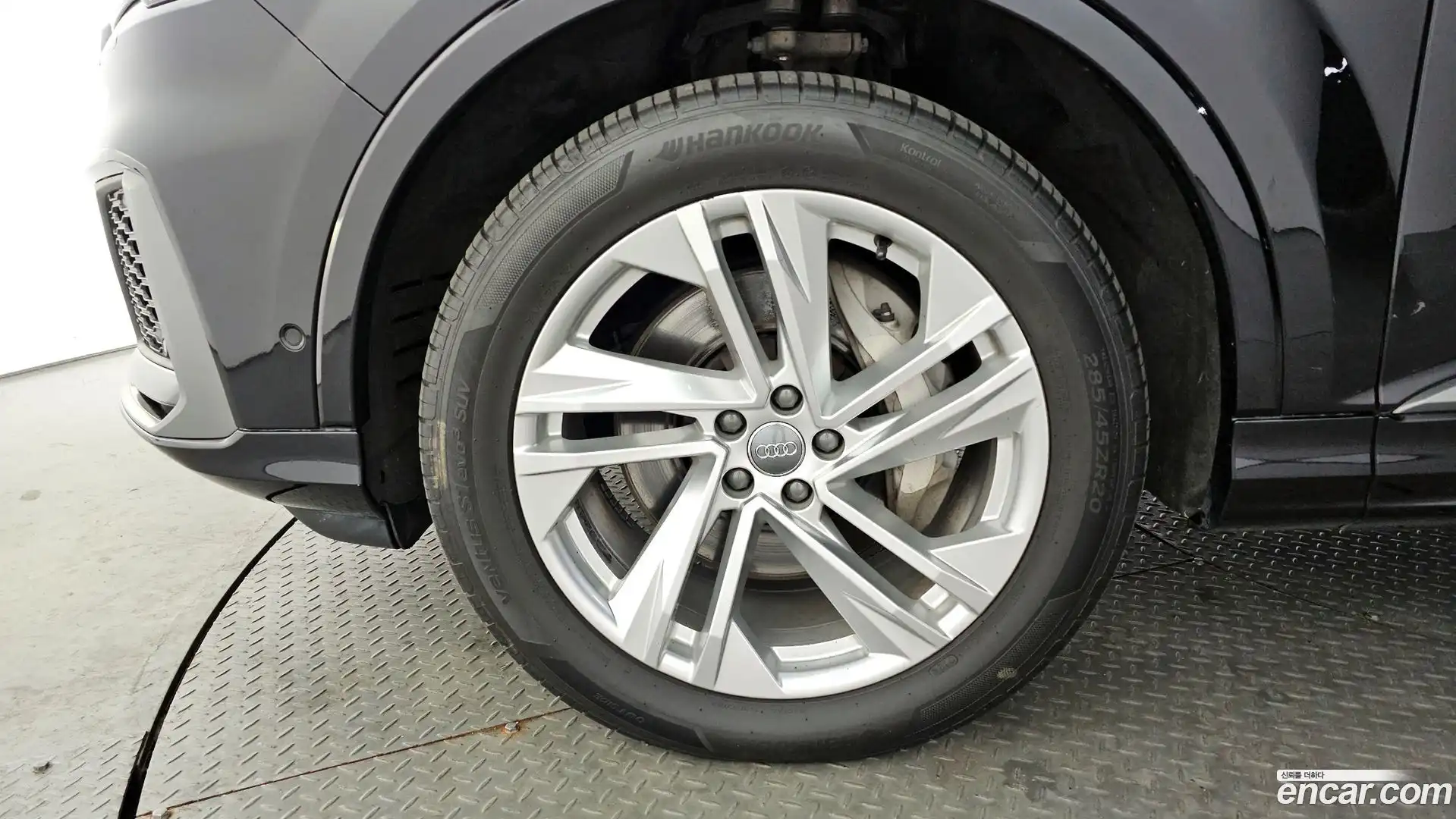 Q7 Audi 2021.3-OUTER-005