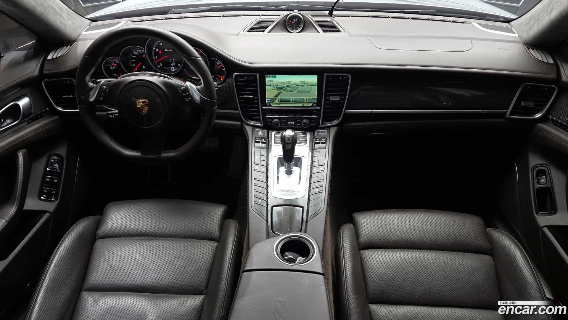 Panamera Porsche 2014.11-INNER-007