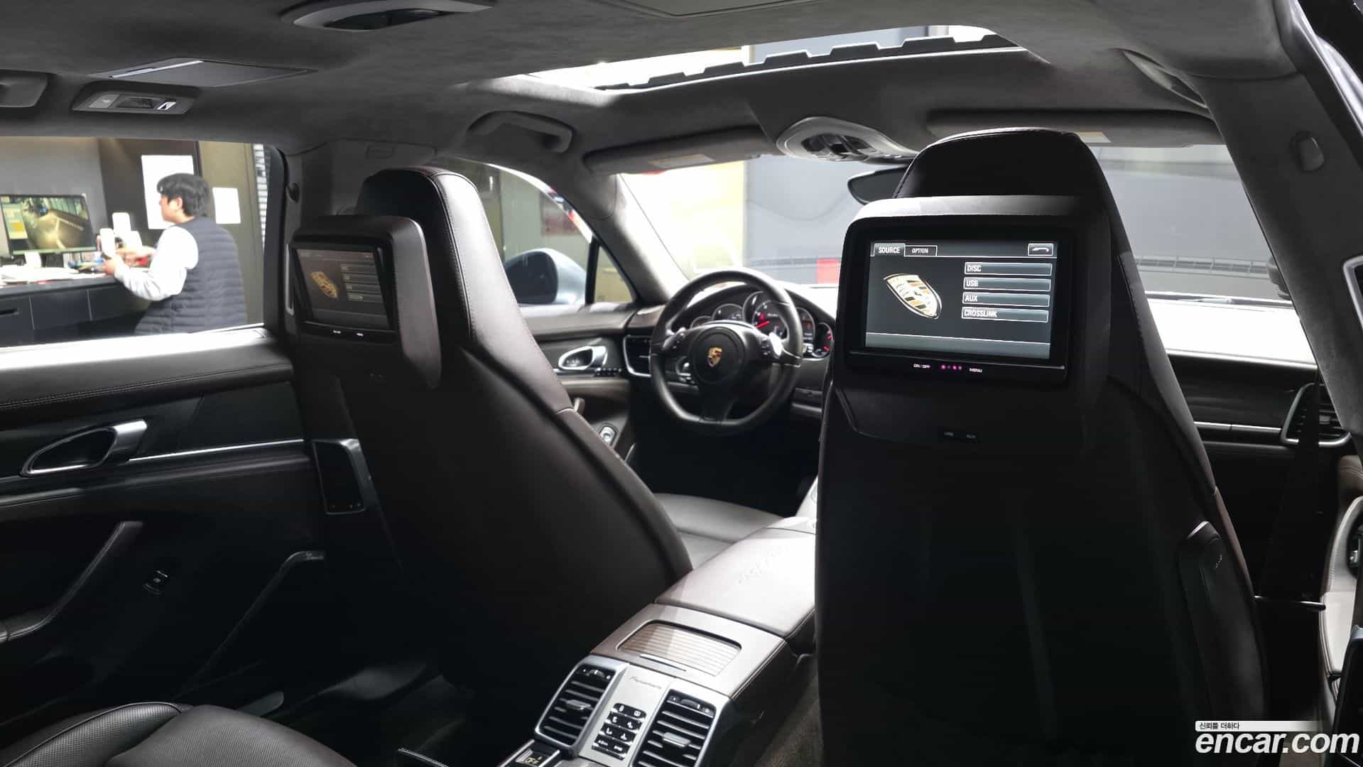 Panamera Porsche 2014.11-OPTION-021