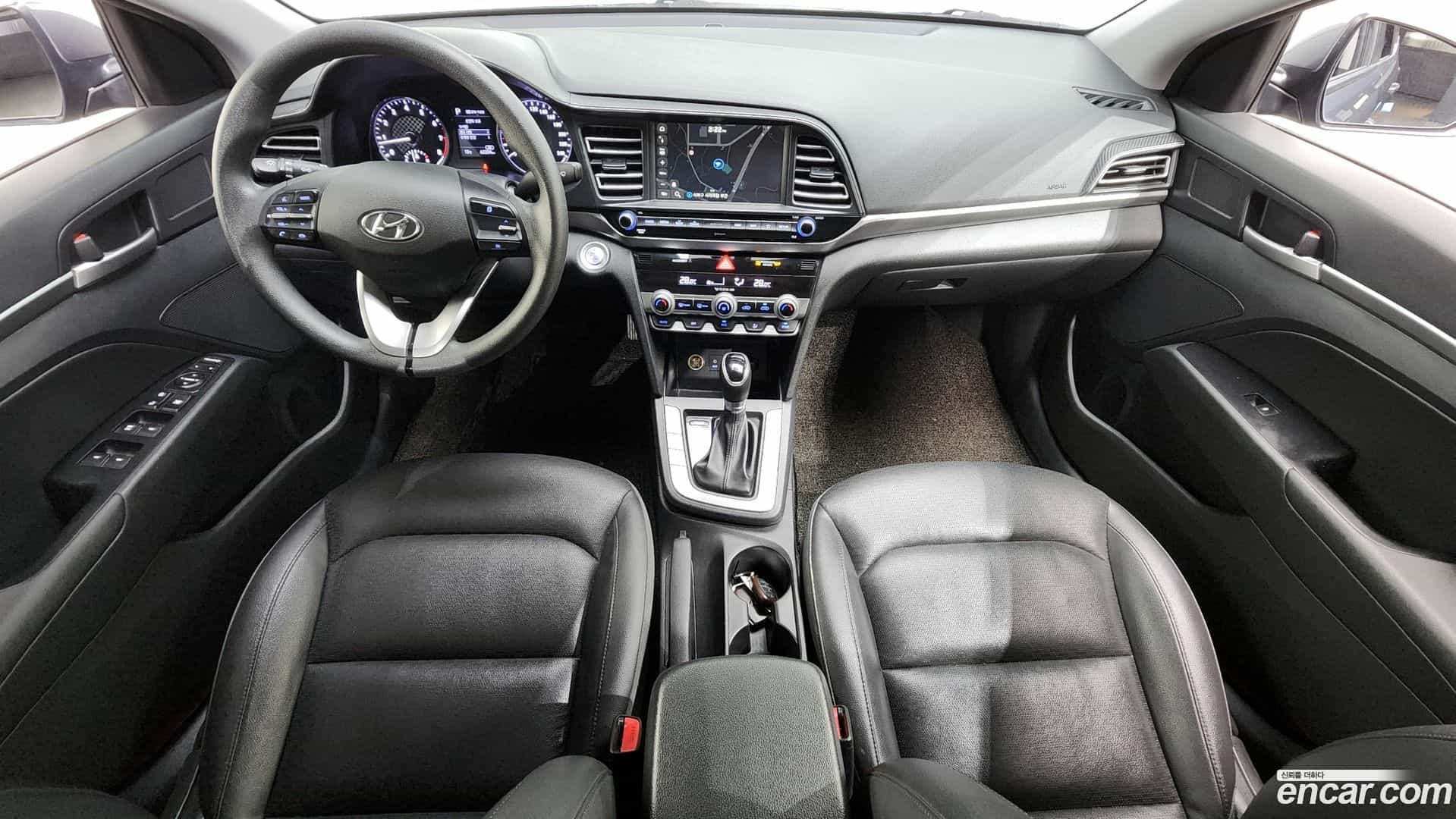 AVANTE Hyundai 2019.8-INNER-007