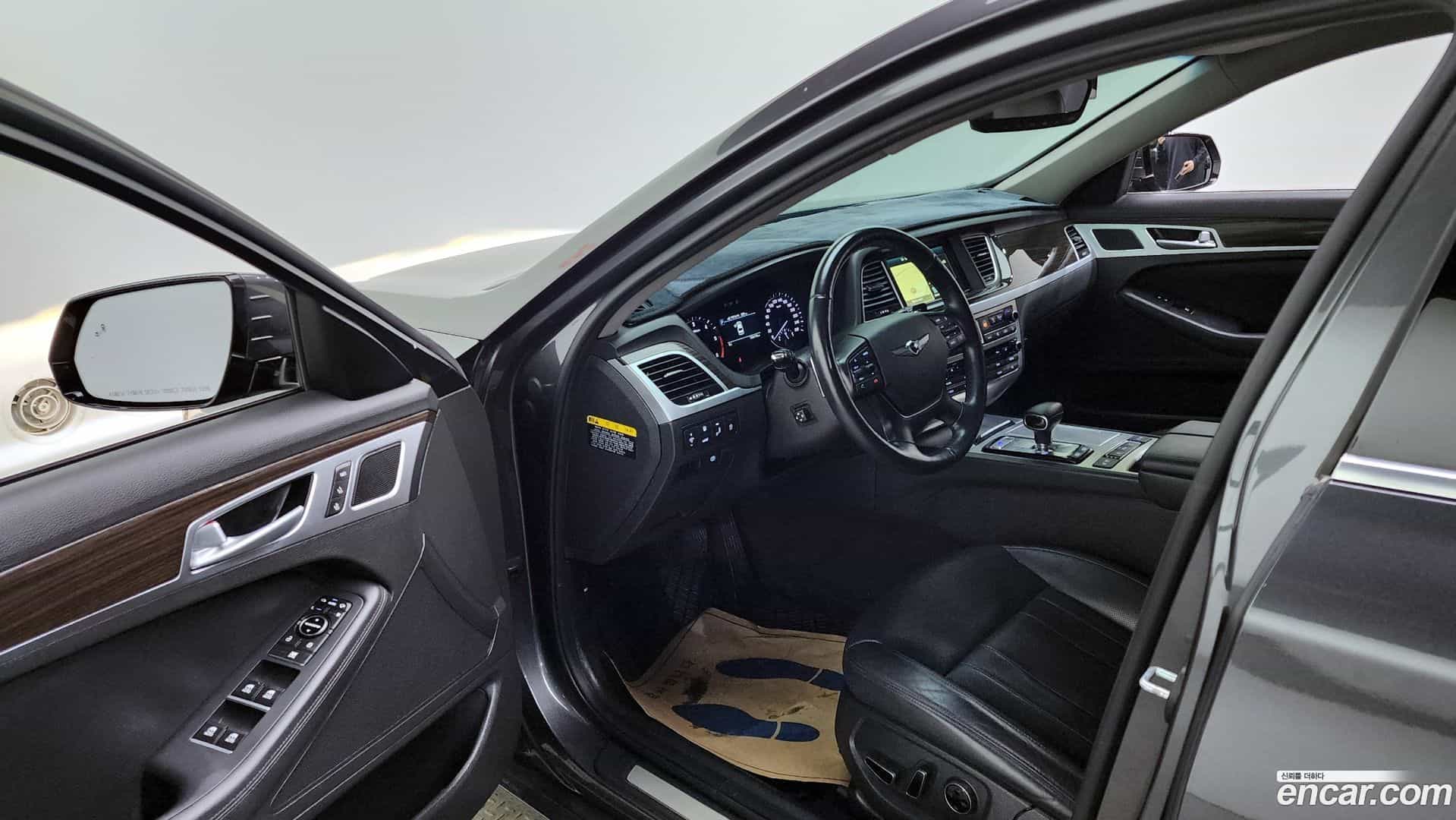 G80 Genesis 2018.6-INNER-010