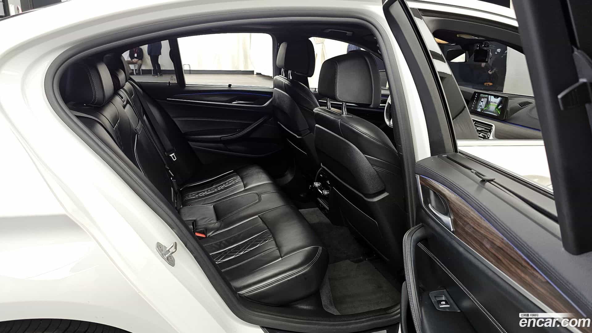 5-Series BMW 2018.3-OPTION-016