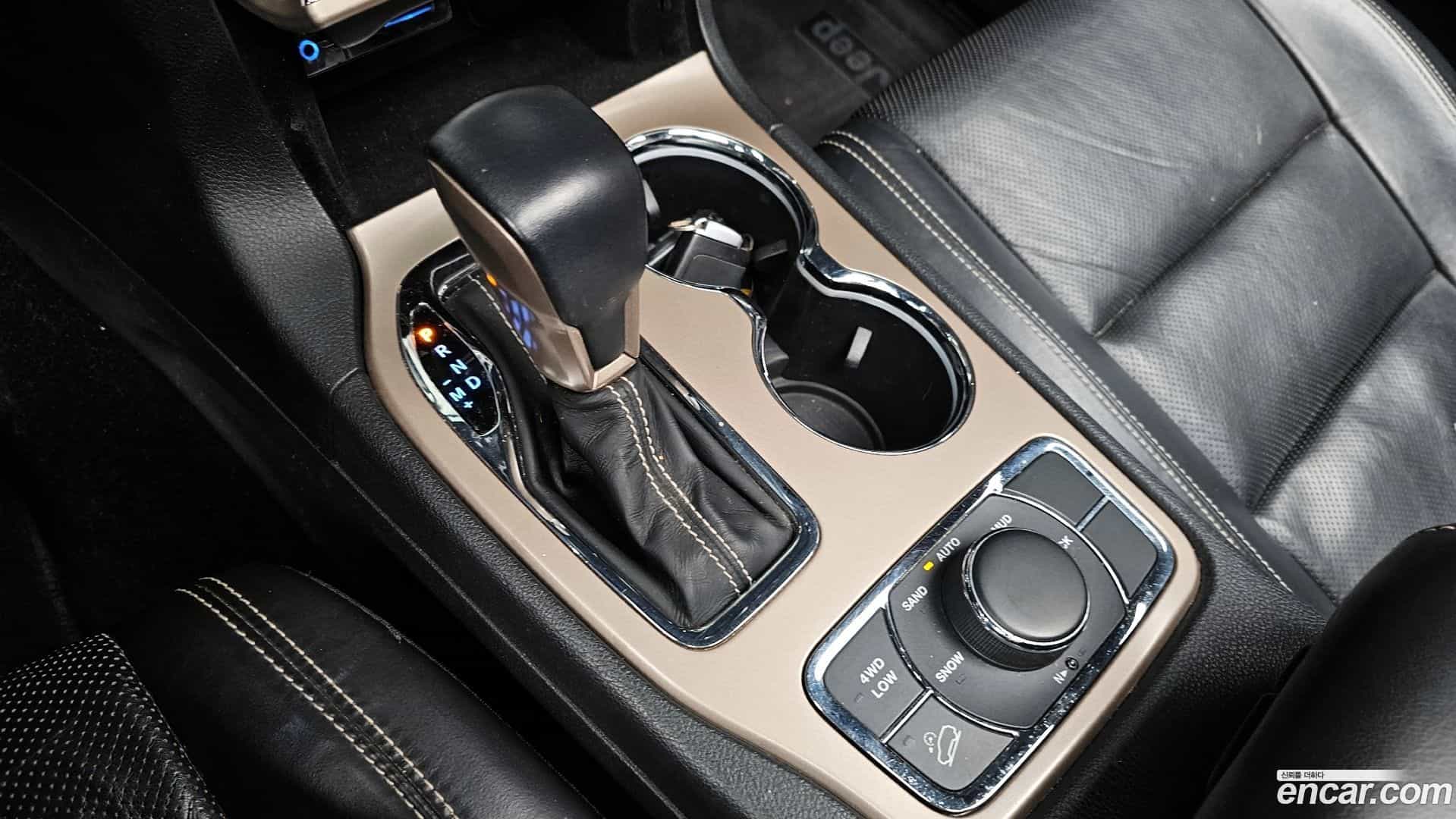 Cherokee Jeep 2016.11-INNER-009