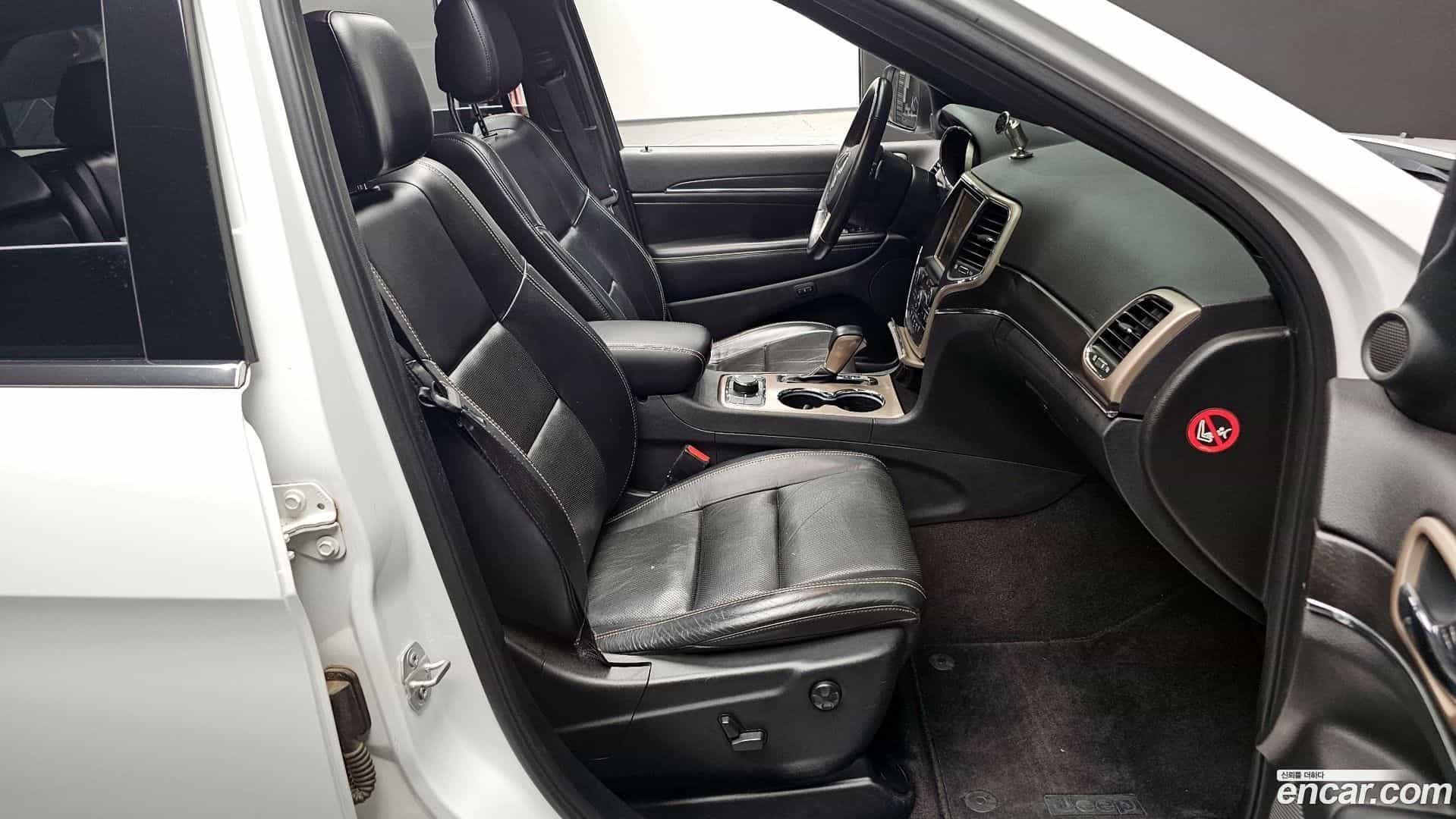 Cherokee Jeep 2016.11-INNER-010