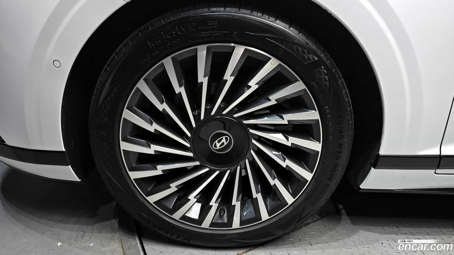 Grandeur Hyundai 2024.2-OUTER-005