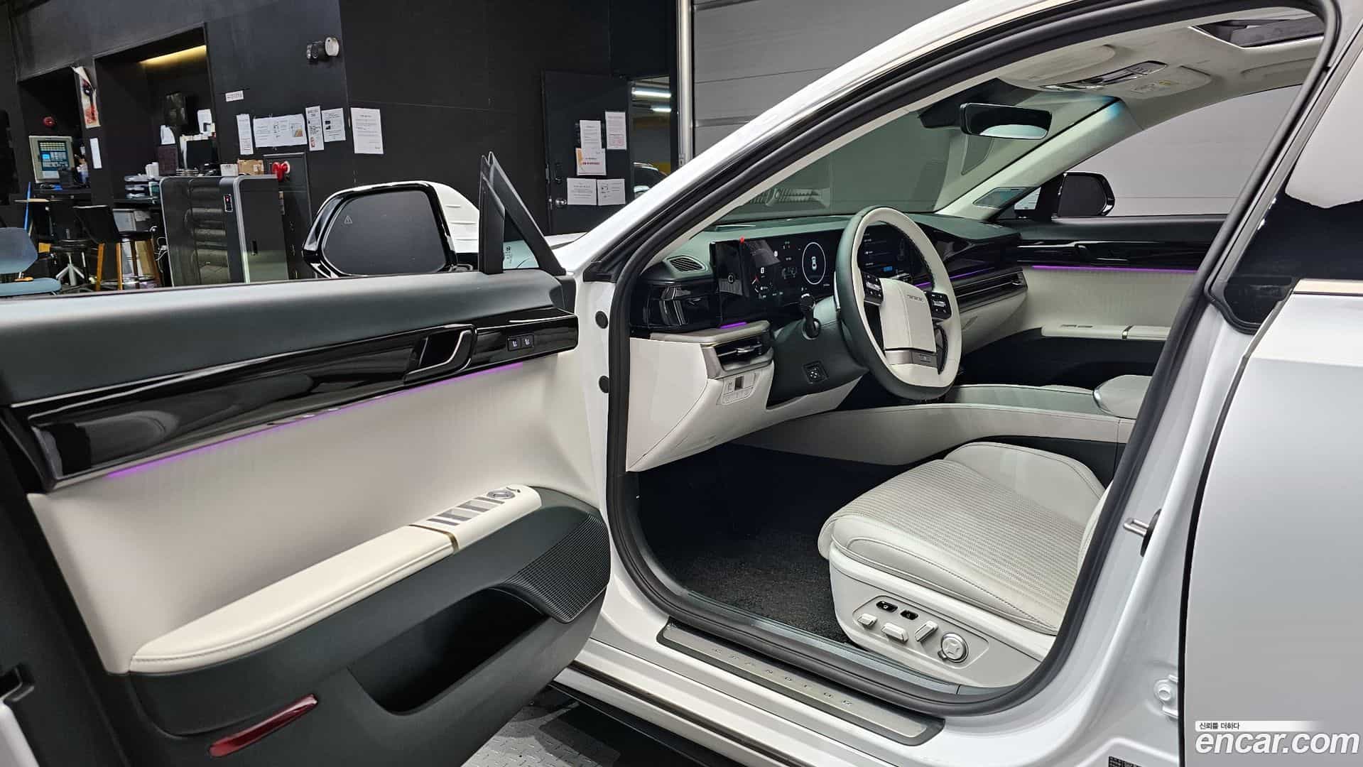 Grandeur Hyundai 2024.2-OPTION-015