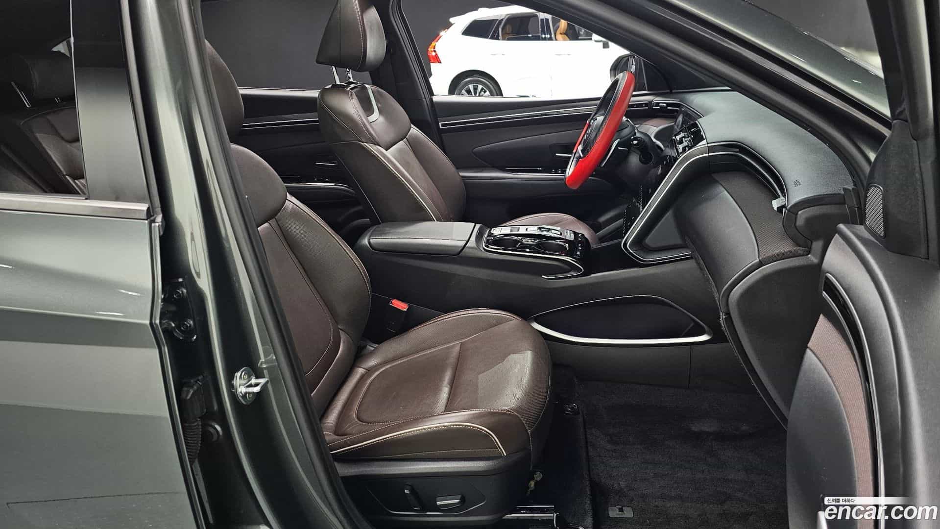 Tucson Hyundai 2021.1-INNER-010