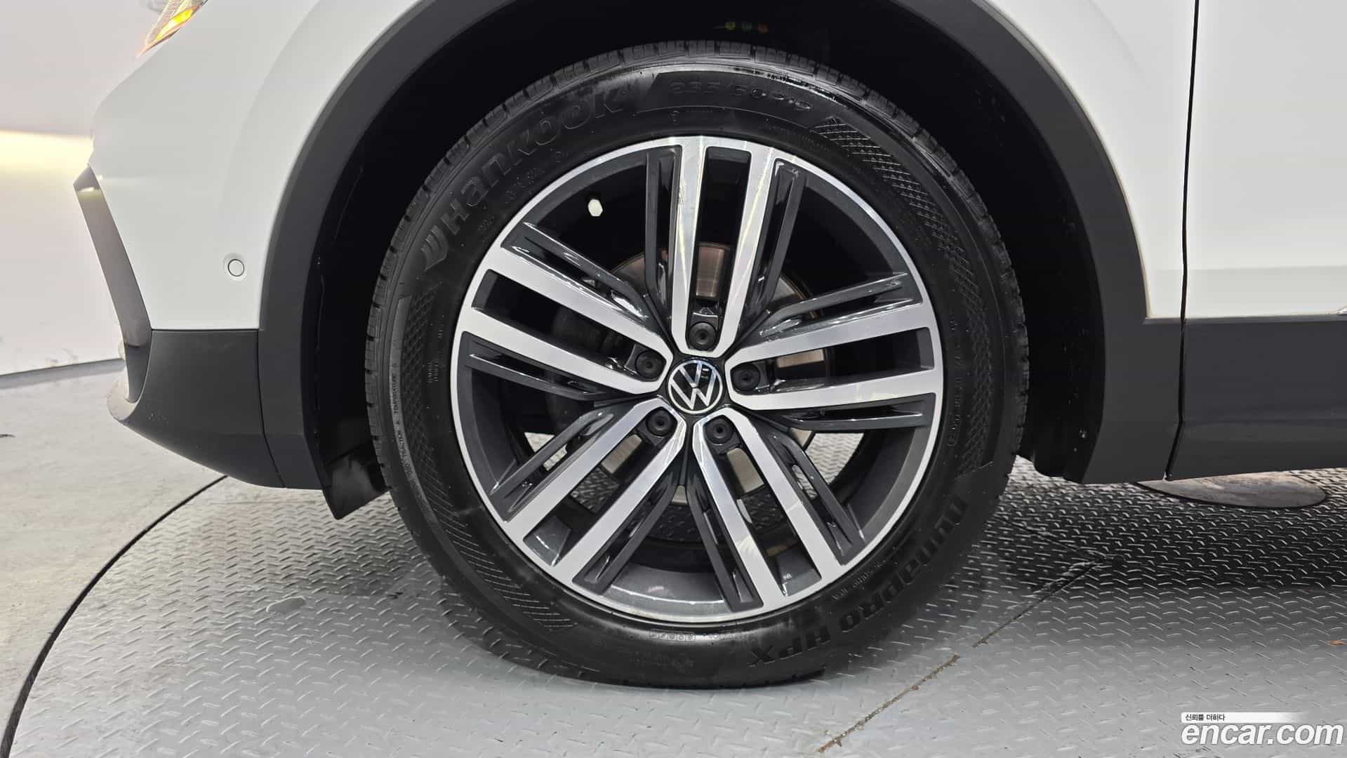 Tiguan Volkswagen 2021.7-OUTER-005