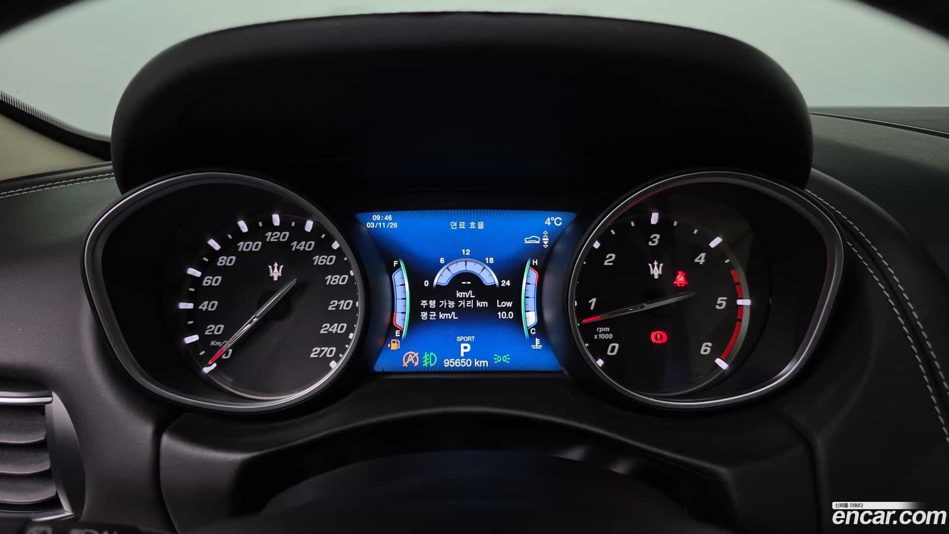 Levante Maserati 2019.11-INNER-008
