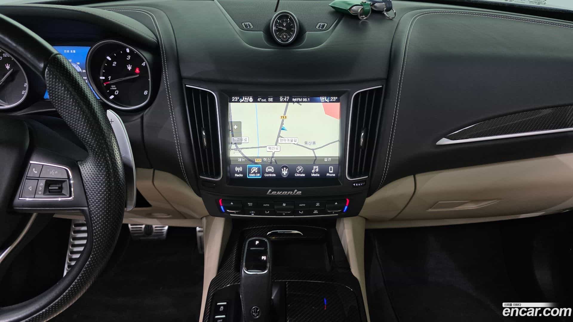 Levante Maserati 2019.11-OPTION-018