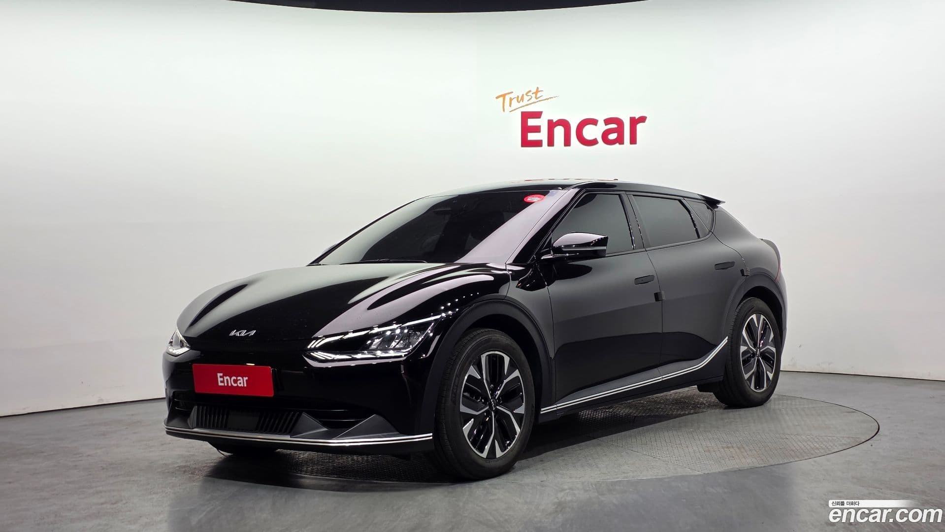 Main__Slider__Photo:EV6 Kia 2021.11-0