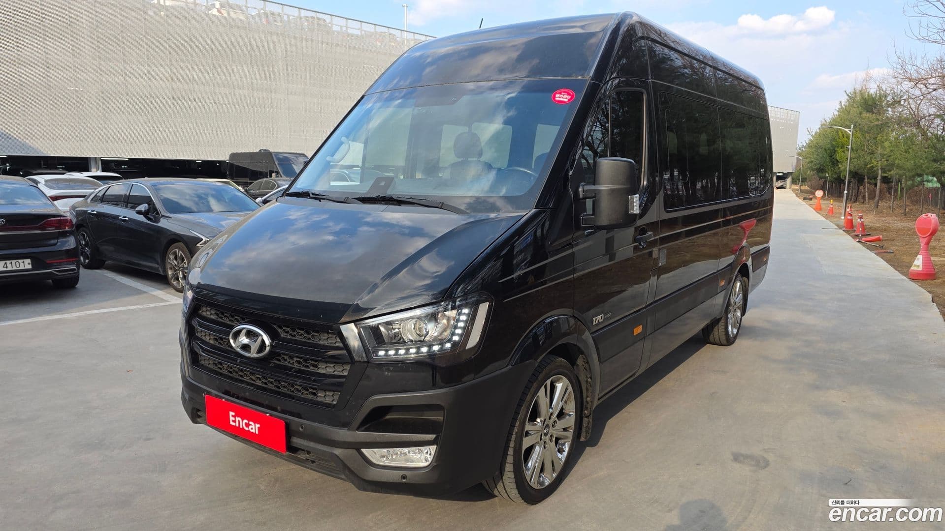 Main__Slider__Photo:Solati Hyundai 2021.4-0