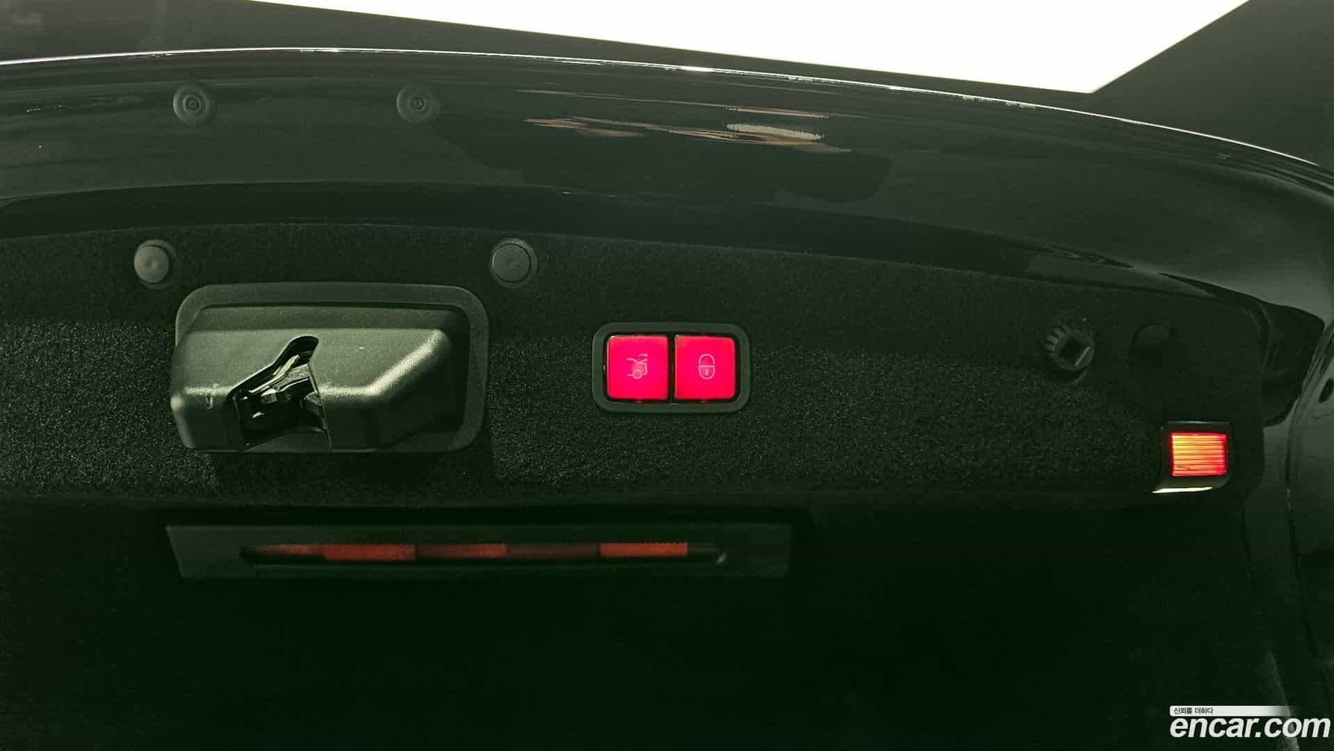 S-Class Mercedes-Benz 2015.2-OPTION-024