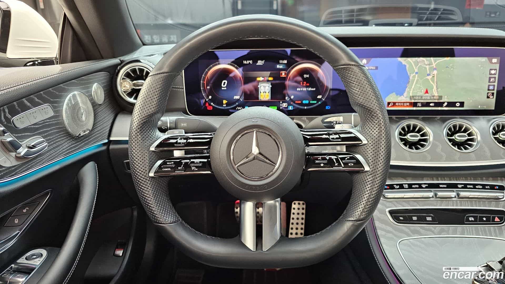 E-Class Mercedes-Benz 2022.11-OPTION-017