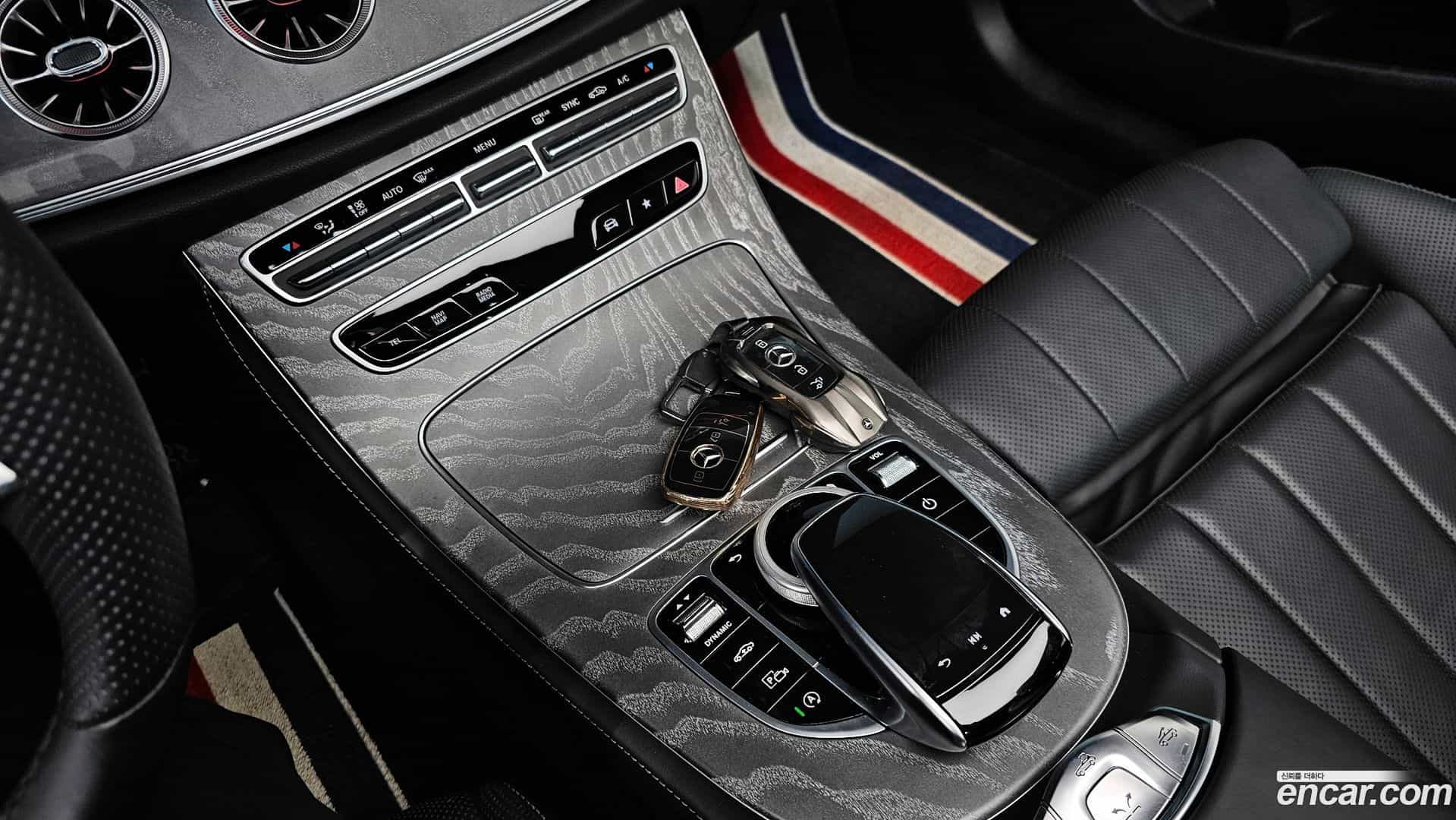E-Class Mercedes-Benz 2022.11-OPTION-021
