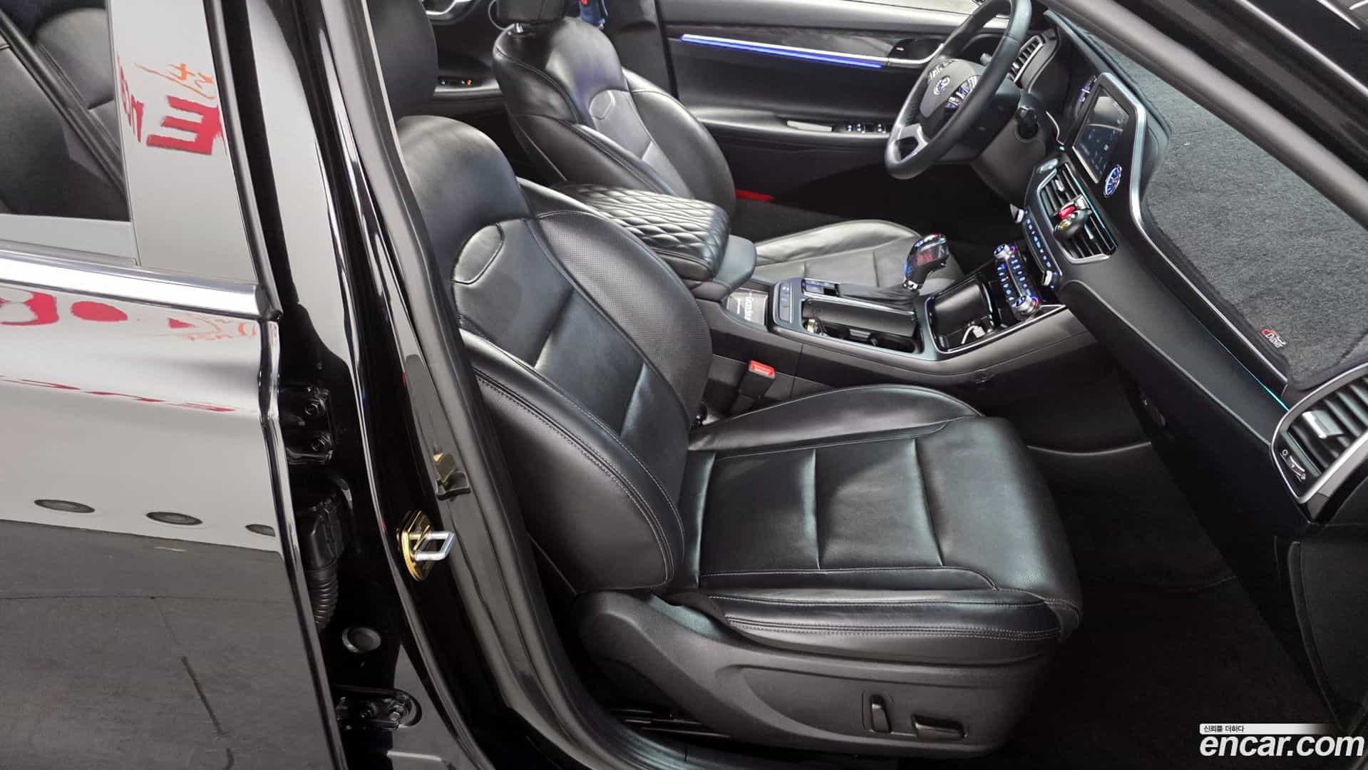 Grandeur Hyundai 2018.10-OPTION-016