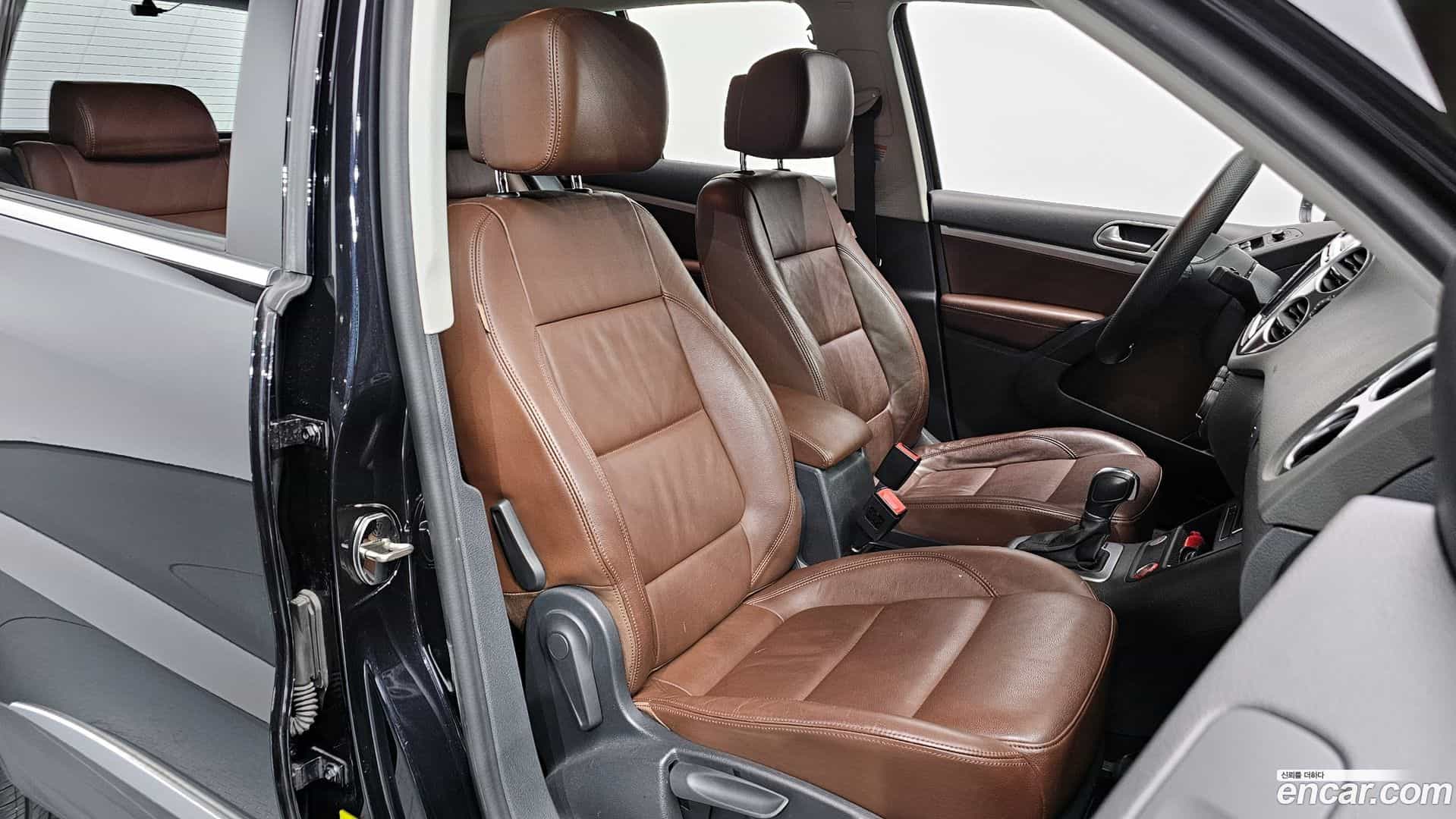 Tiguan Volkswagen 2015.7-INNER-010