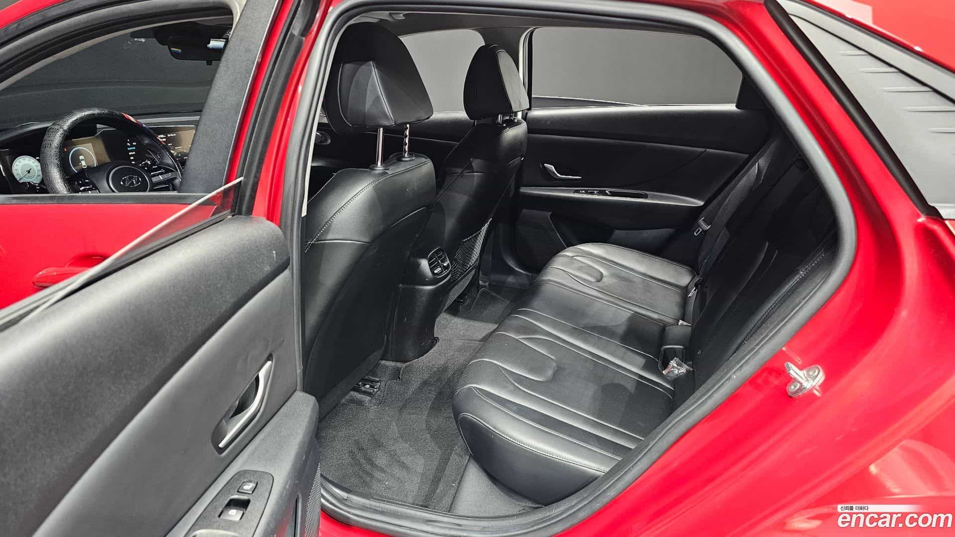AVANTE Hyundai 2021.0-OPTION-015