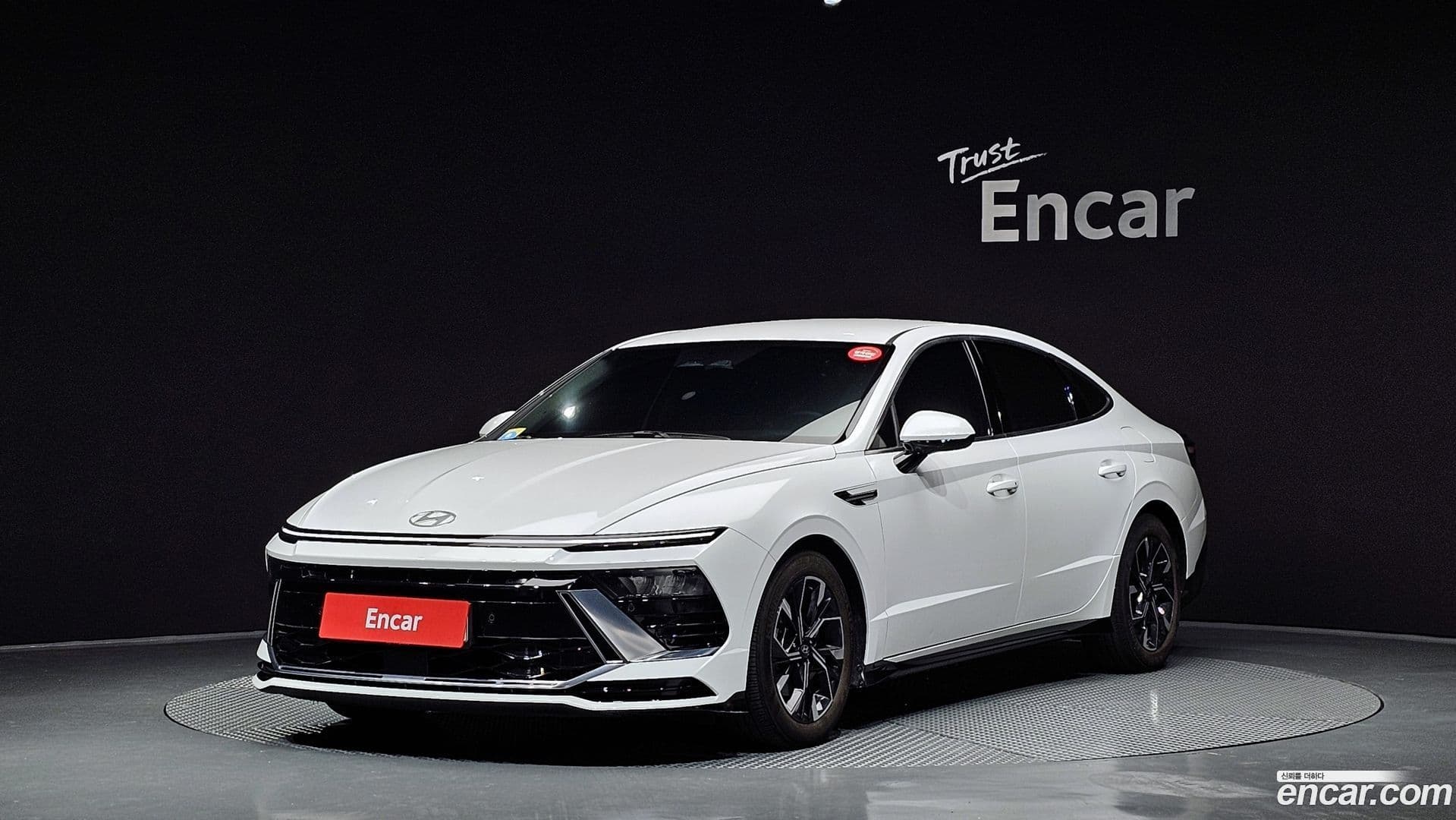 Main__Slider__Photo:Sonata Hyundai 2023.4-0