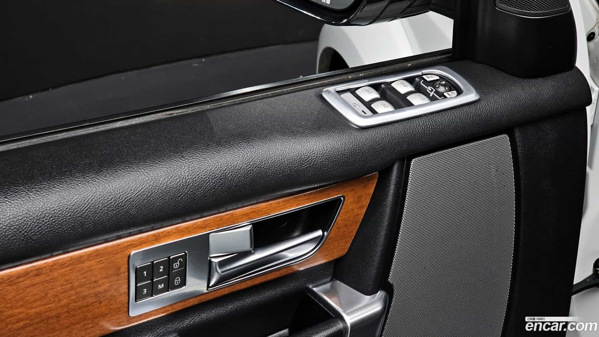 Discovery Land Rover 2015.4-OPTION-023