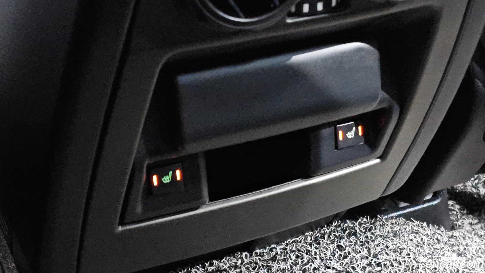 Discovery Land Rover 2015.4-OPTION-024