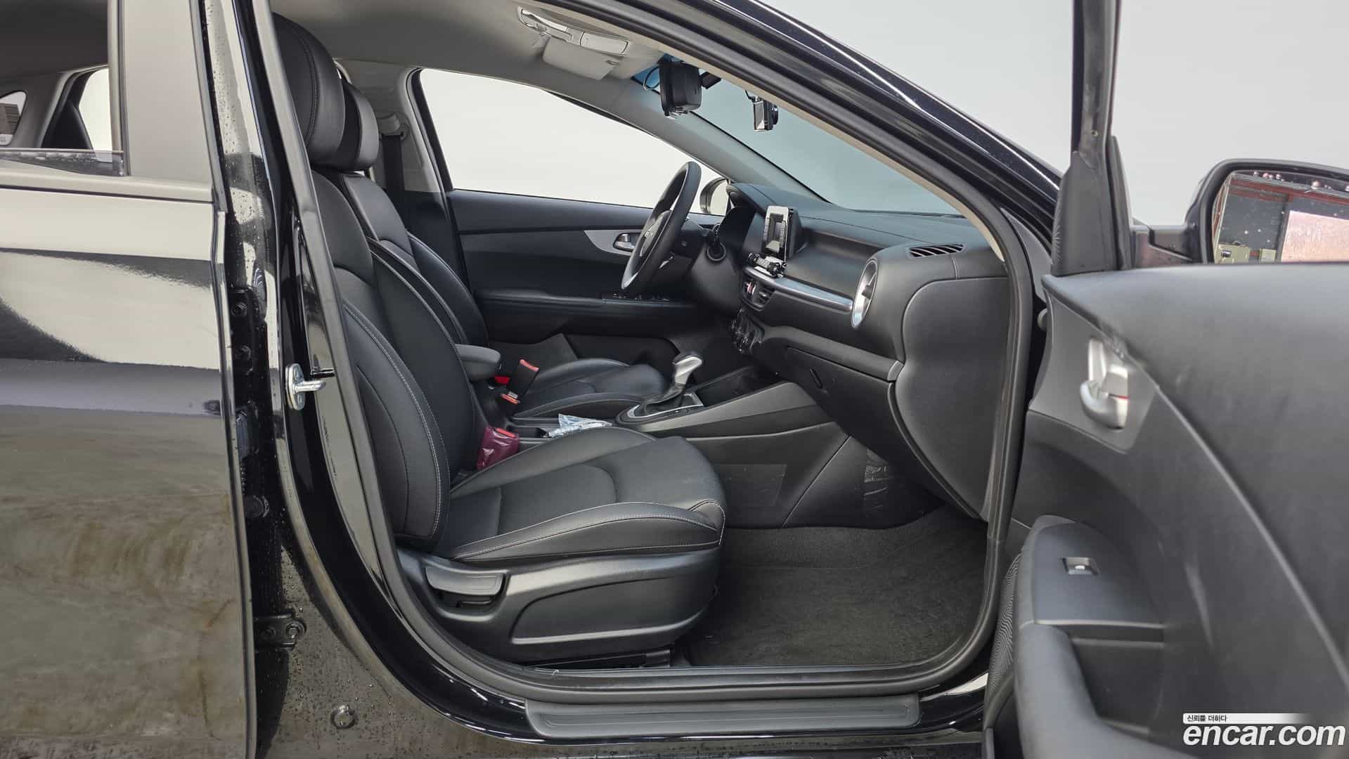 K3 Kia 2022.2-OPTION-015