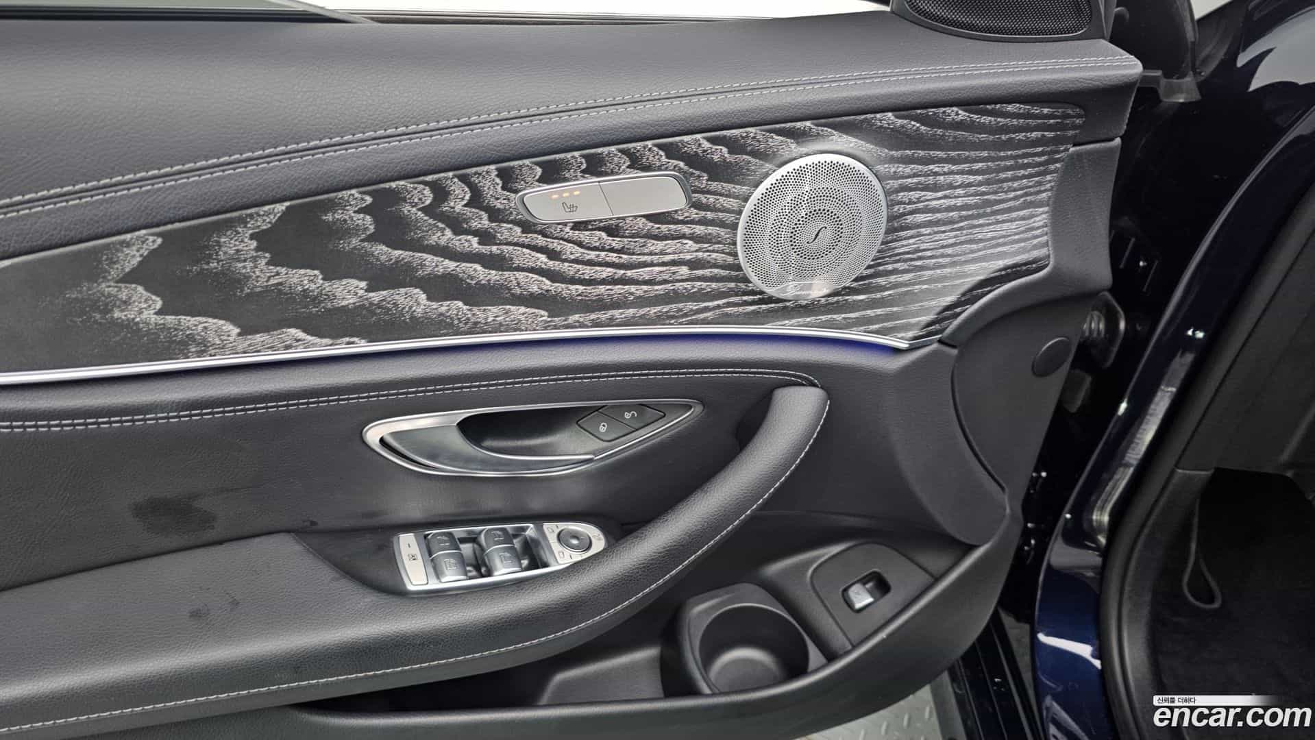E-Class Mercedes-Benz 2020.10-OPTION-021