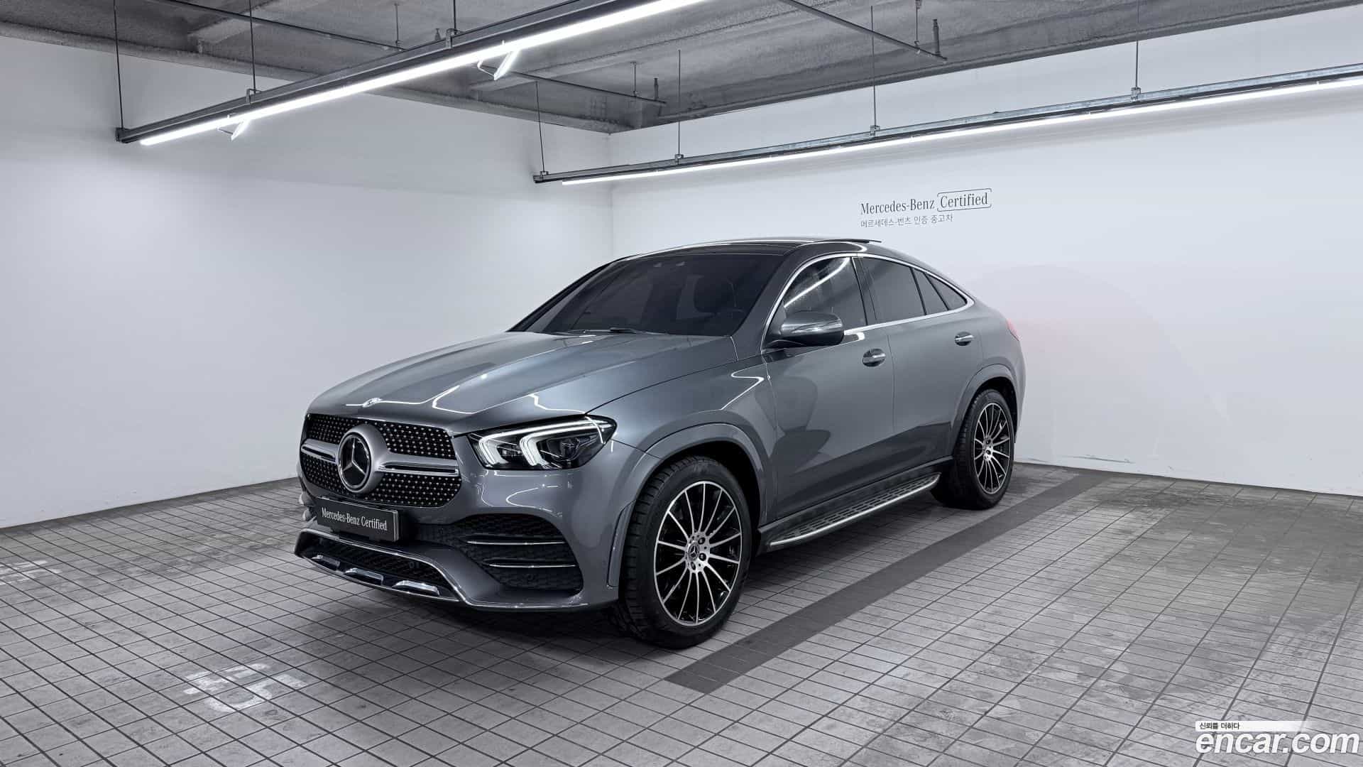 GLE-Class Mercedes-Benz 2022.1-OUTER-001