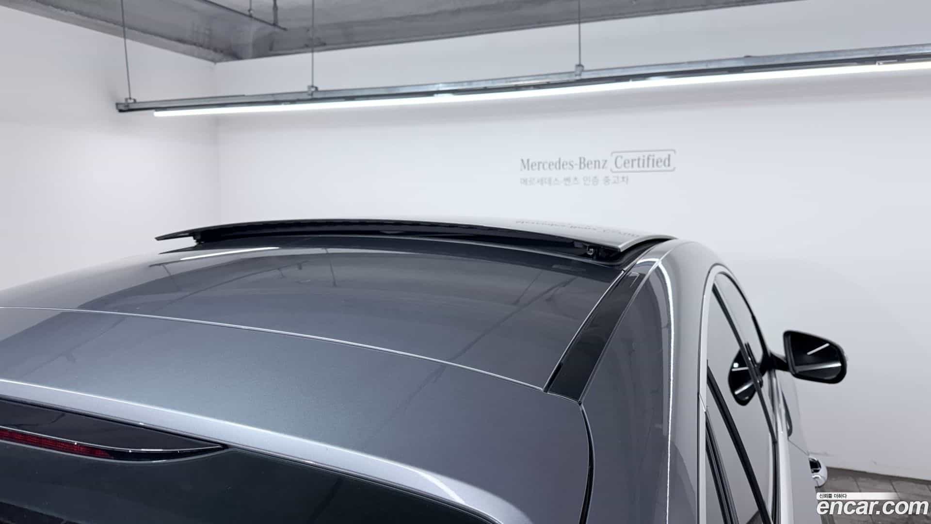 GLE-Class Mercedes-Benz 2022.1-OPTION-016