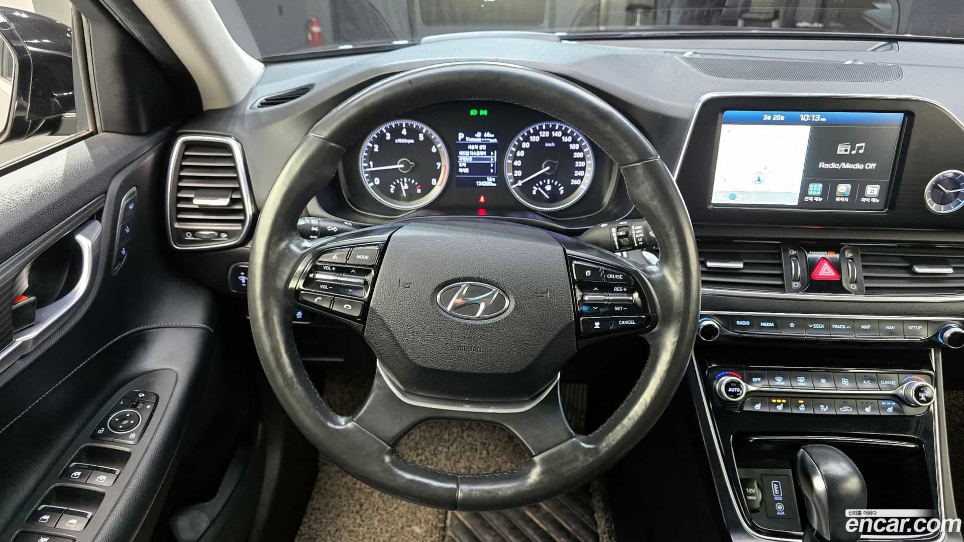 Grandeur Hyundai 2017.7-OPTION-018