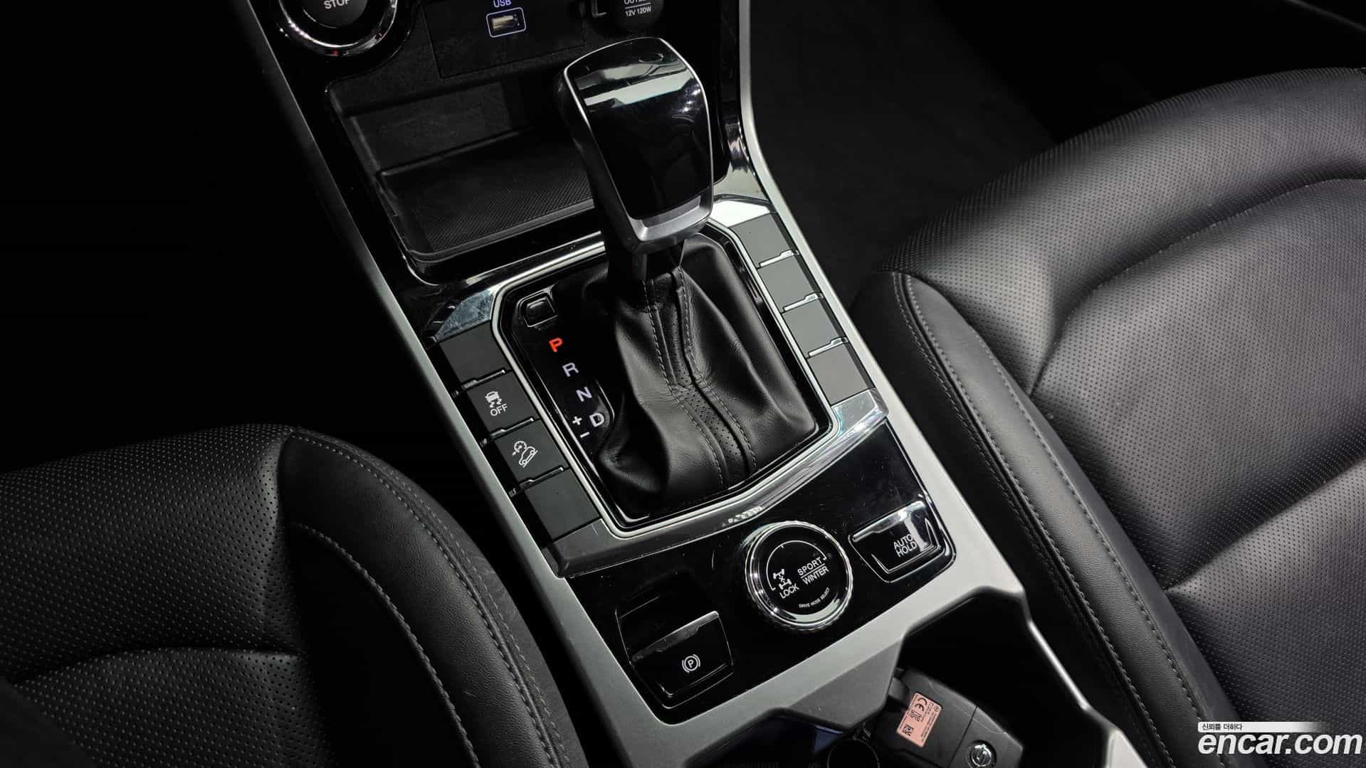 KORANDO KG Mobility 2019.3-INNER-009