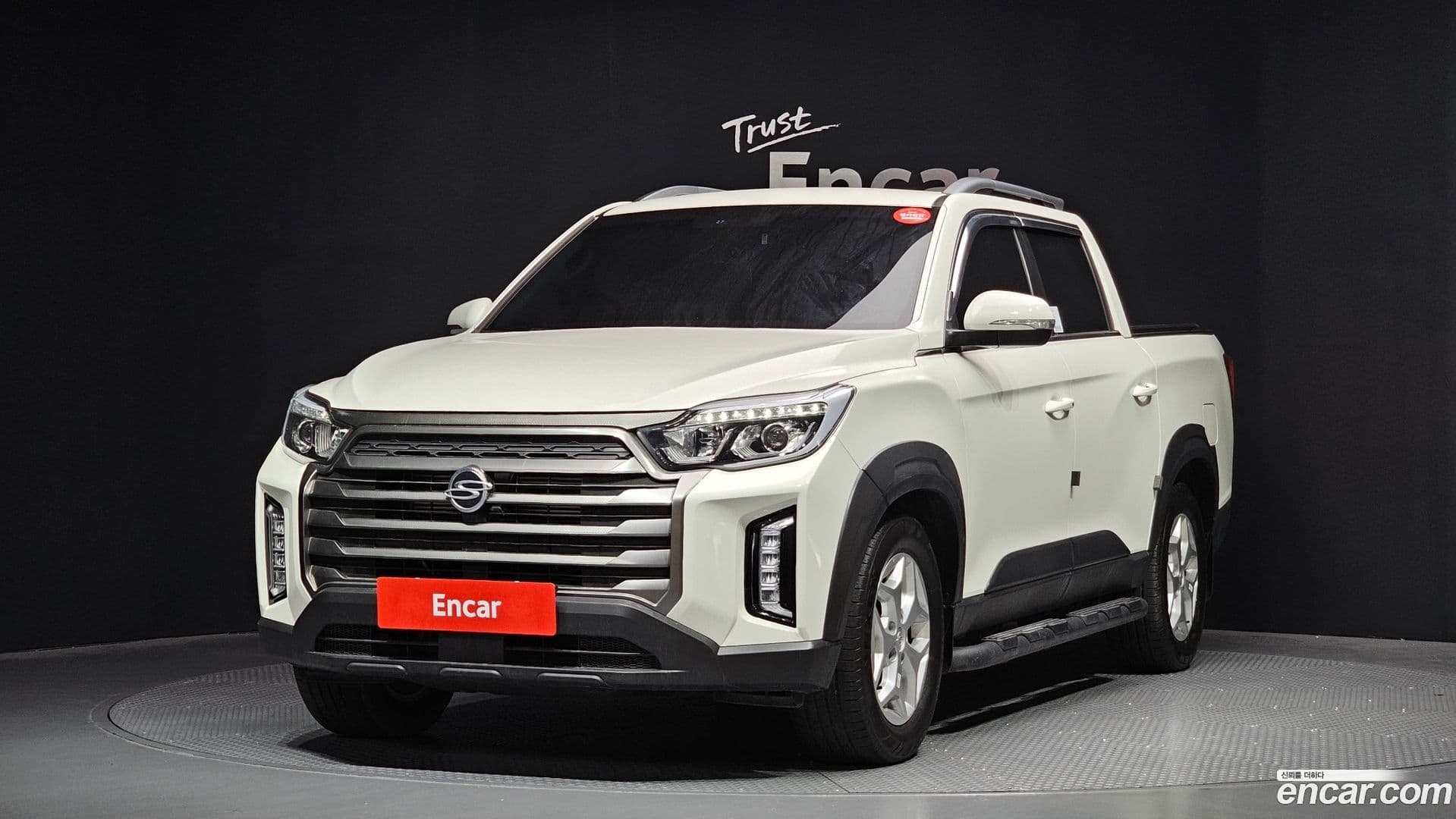 Main__Slider__Photo:Rexton KG Mobility 2022.8-0