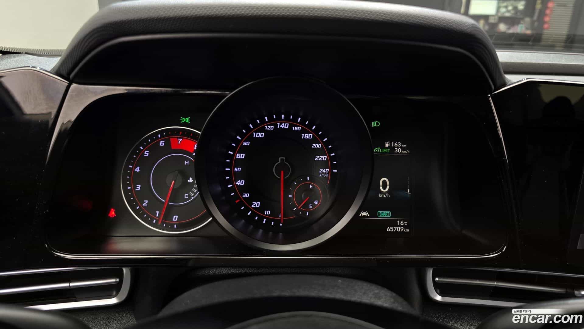 AVANTE Hyundai 2020.7-INNER-008