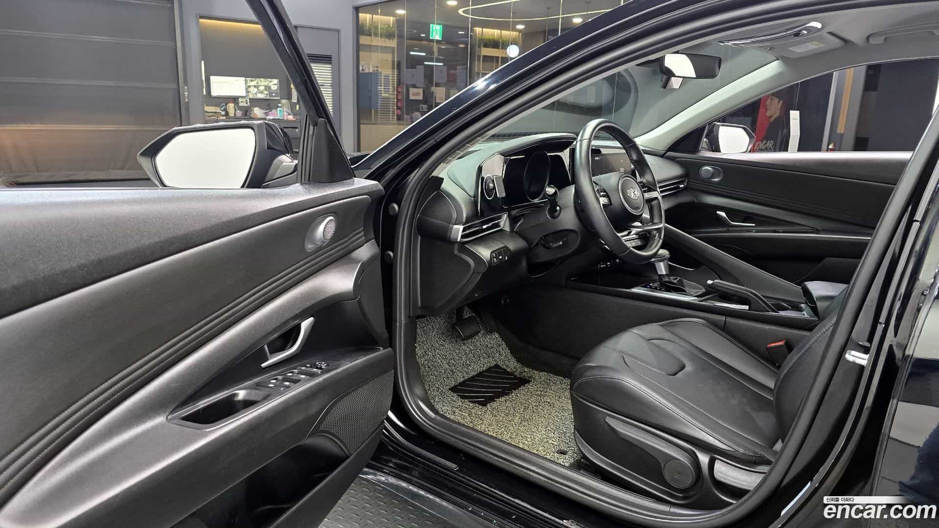 AVANTE Hyundai 2020.7-OPTION-015