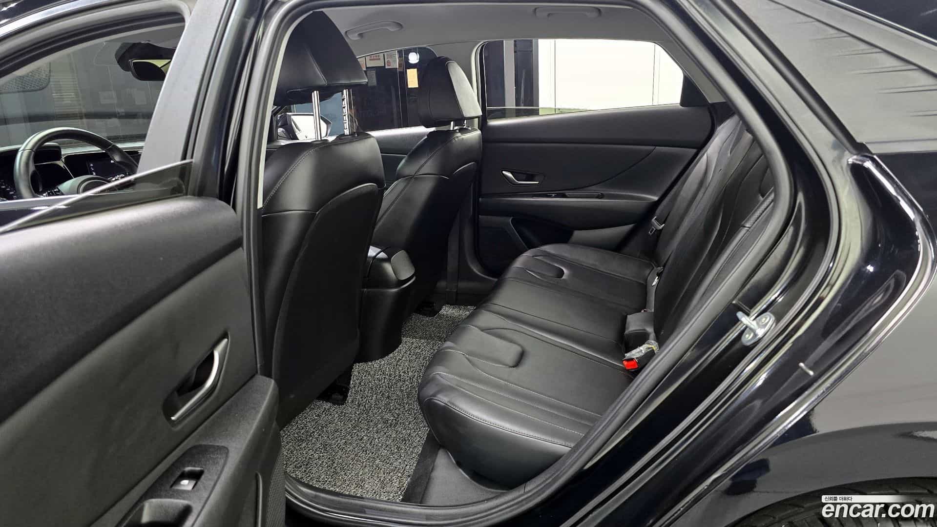 AVANTE Hyundai 2020.7-OPTION-017