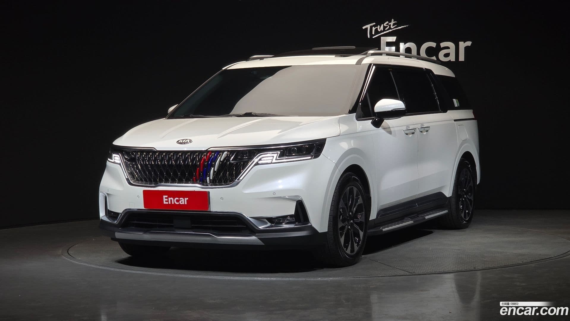 Main__Slider__Photo:Canival Kia 2021.2-0